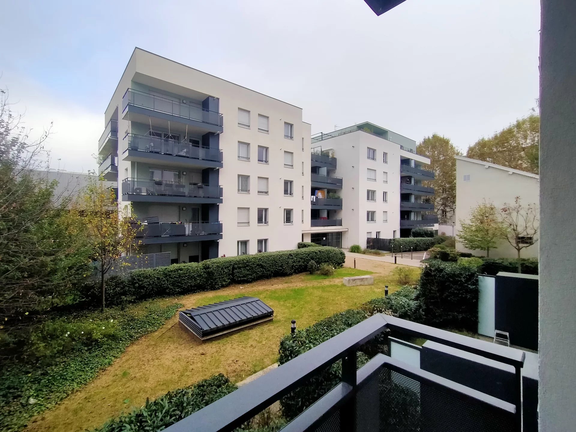 83176585 Location Lyon 9ème