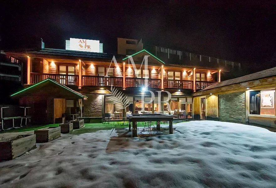 Villa for sale in Pra-loup — Pra Loup - Prestige chalet in the heart of the Southern Alps