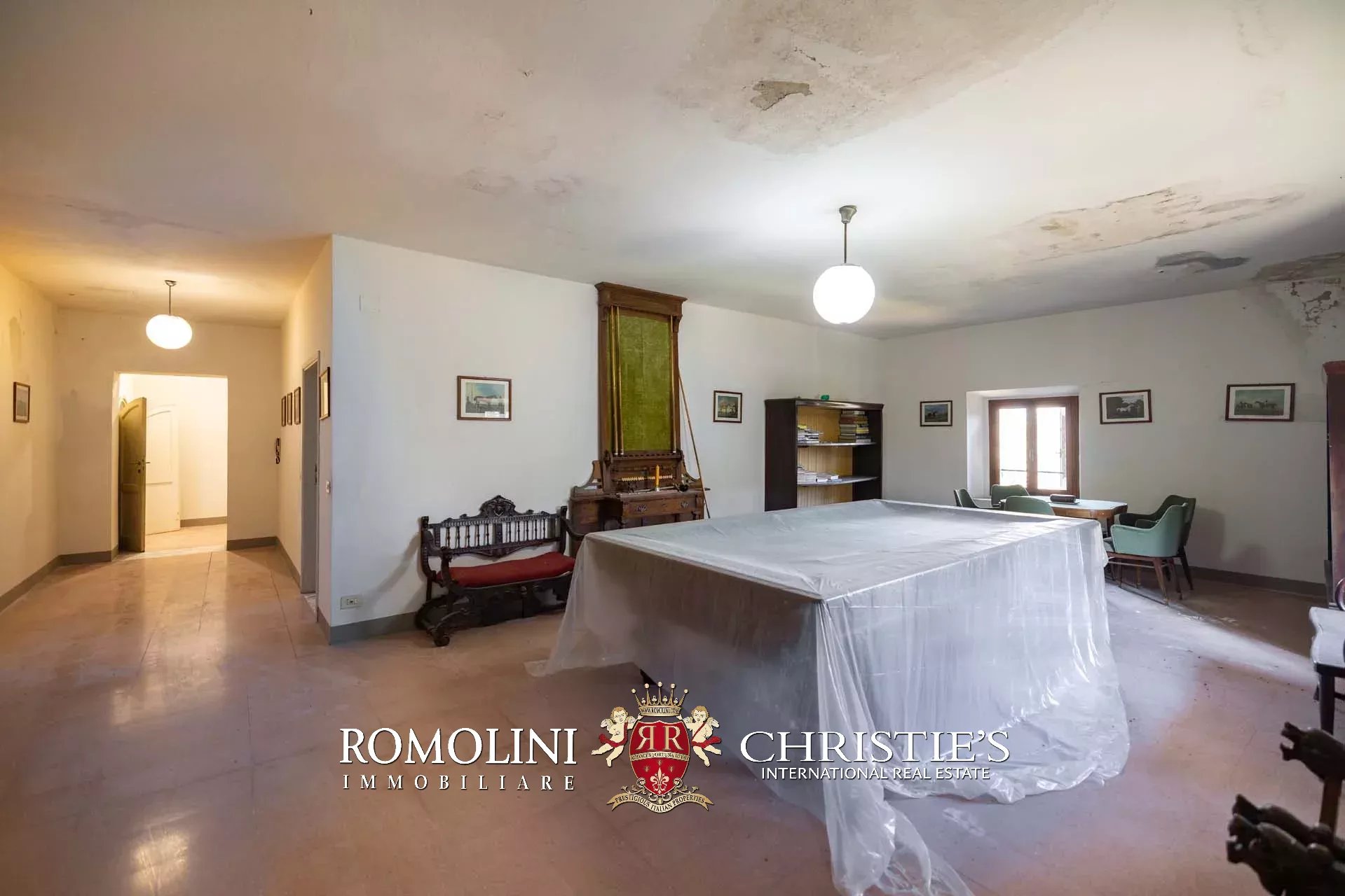 16 Bedroom Villa/Townhouse's Image 67