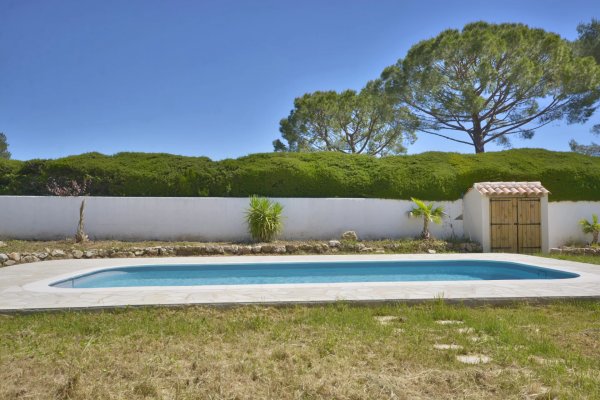 Elegant Mougins Villa for sale with Pool and Carport — photo 7