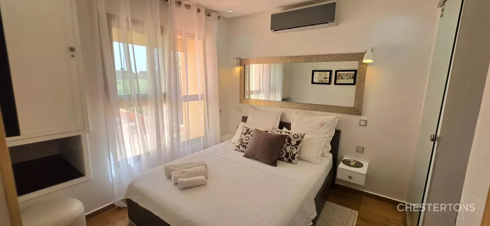  Image of Villa - 6 Bedrooms for Sale in Marrakech-Ménara-Marrakech-Morocco, Image 24