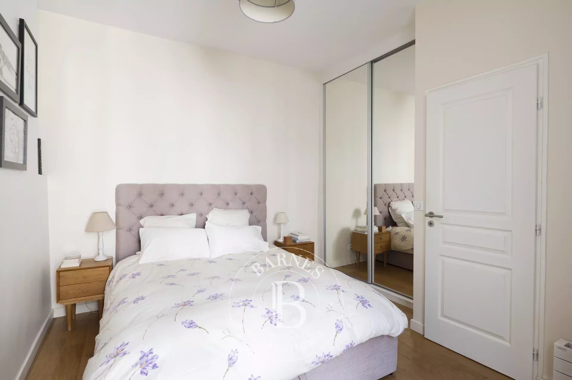 Daire Paris 9ème - picture 7