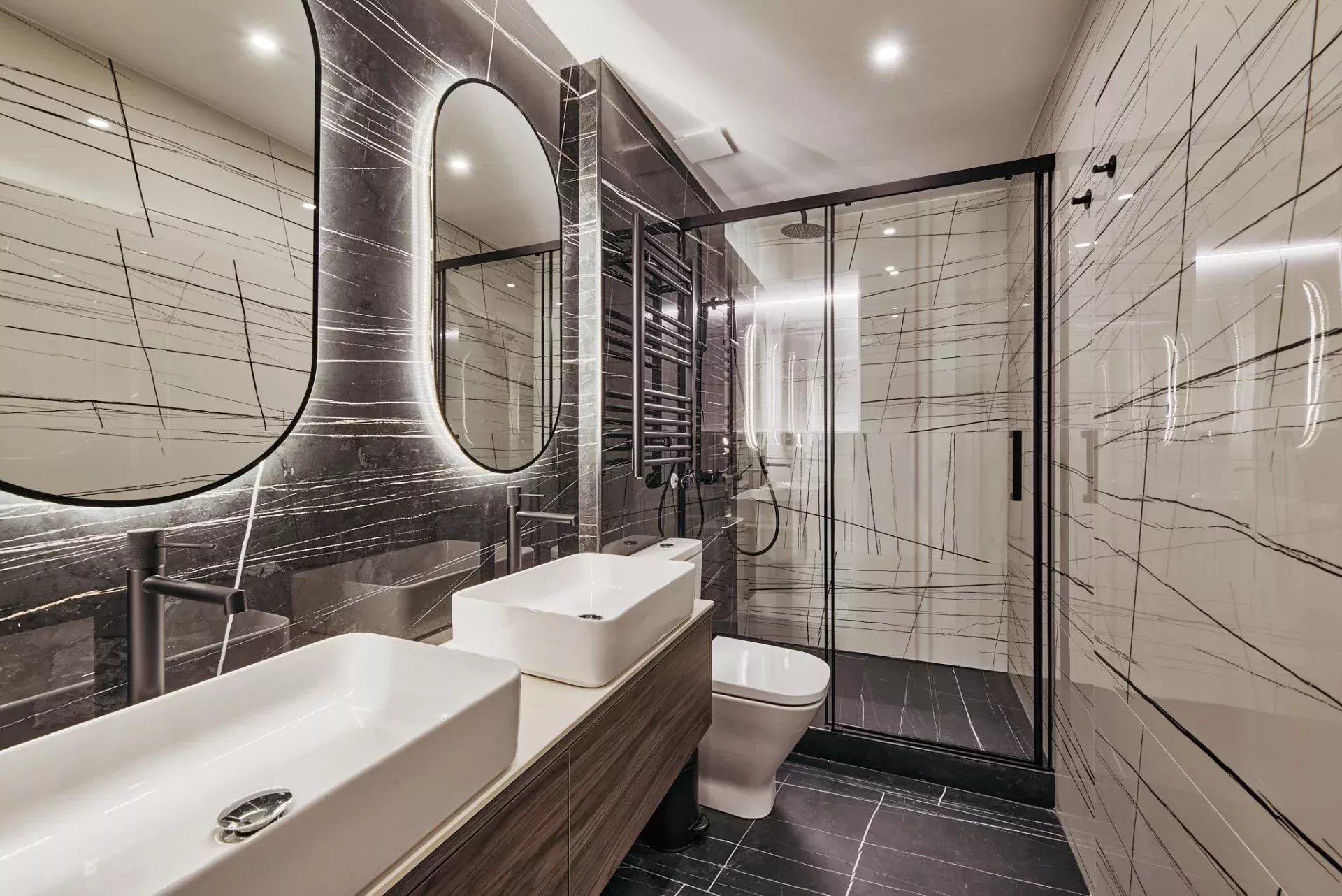 Renovated apartment on the central Calle Mayor - picture 17