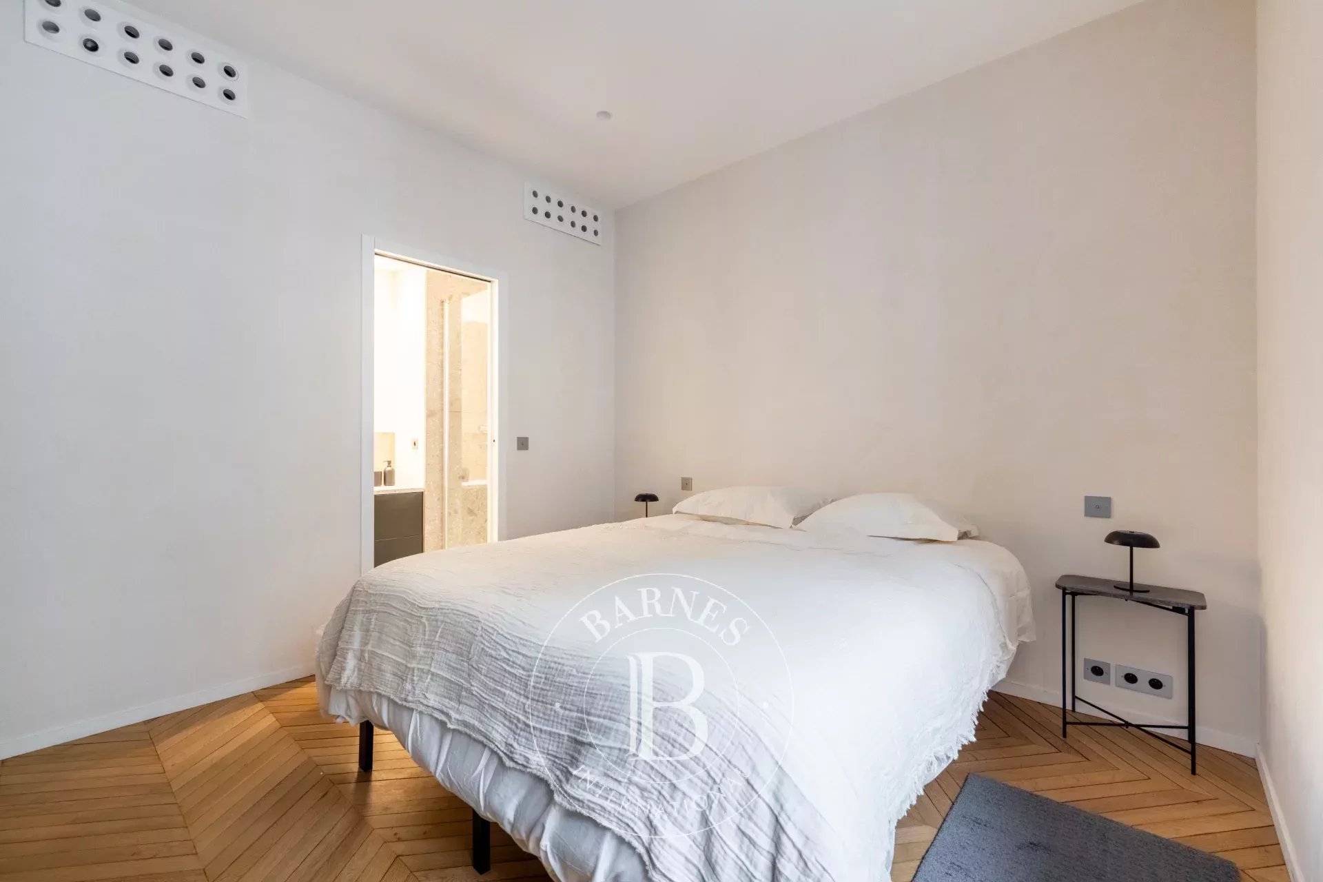 Daire Paris 2ème - picture 11