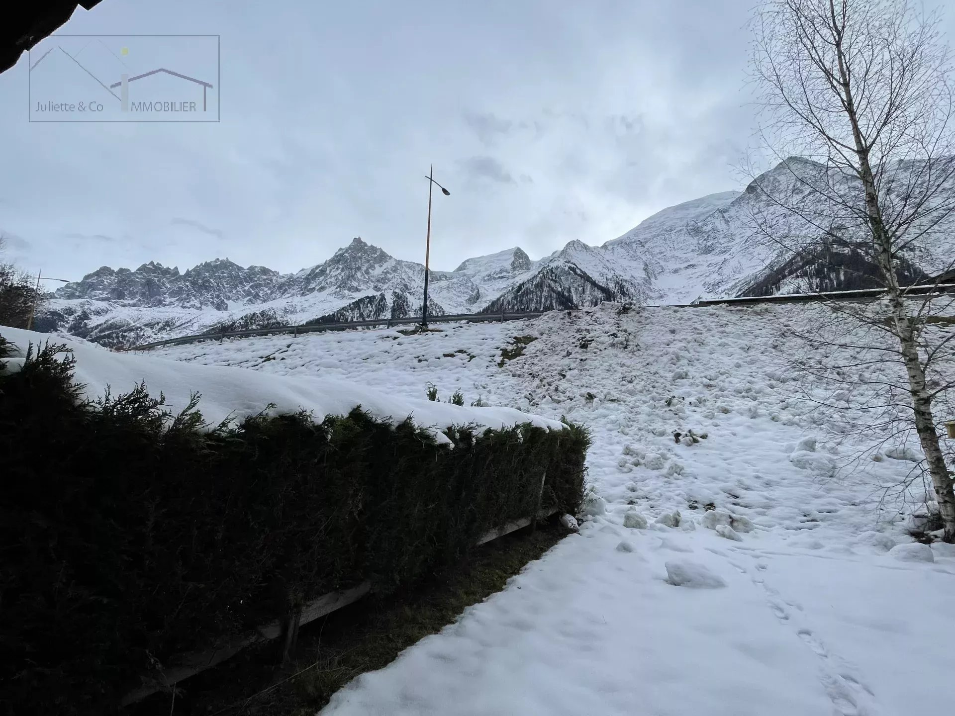 Photo of flat for sale with private garden