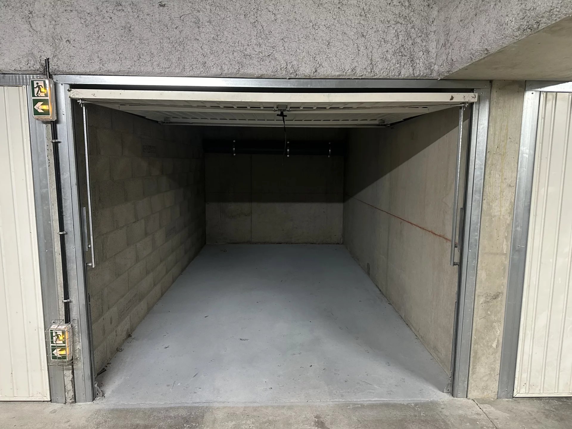 86812237 Vente Vénissieux