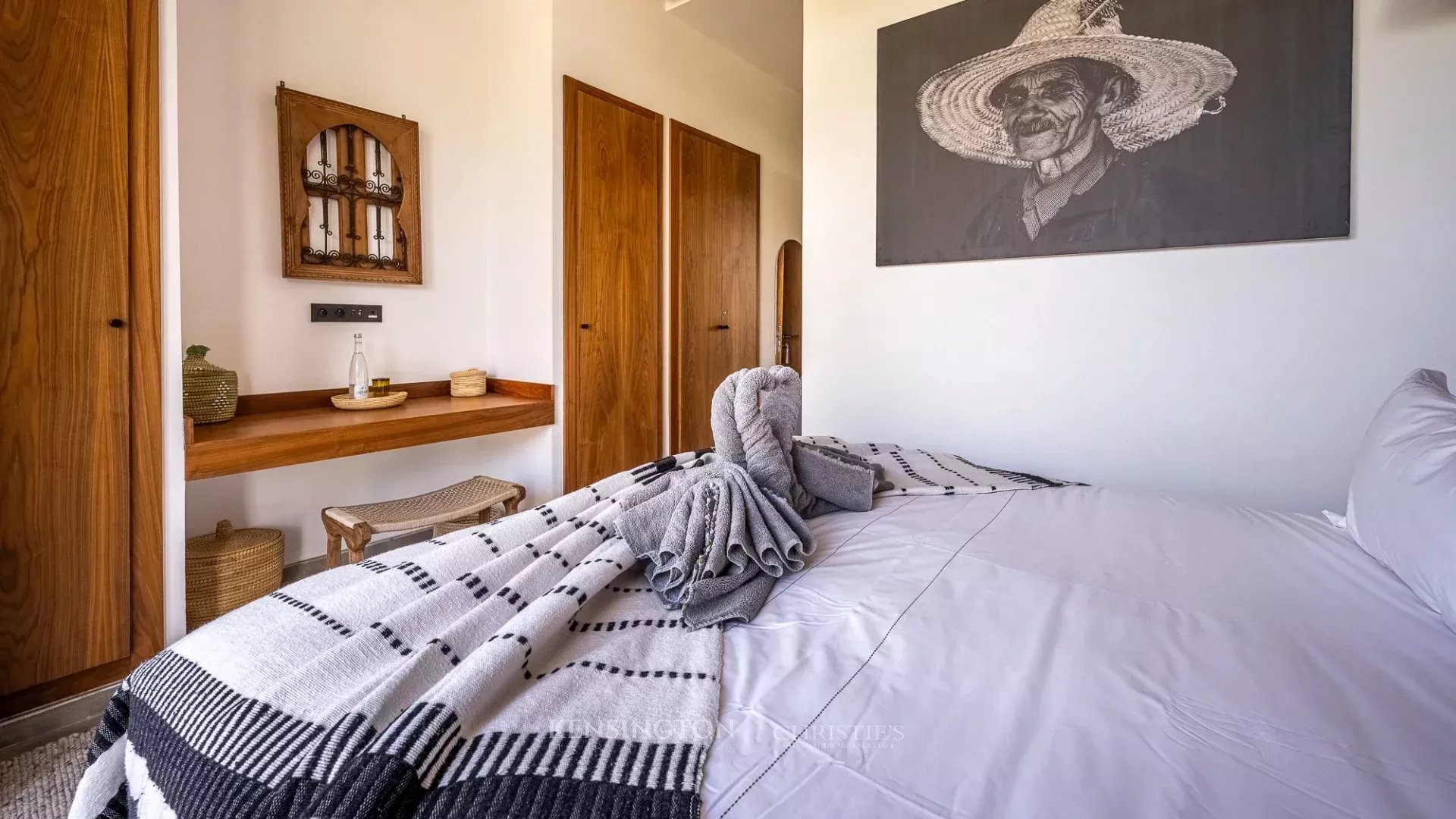 6 Bedroom Villa/Townhouse's Image 24