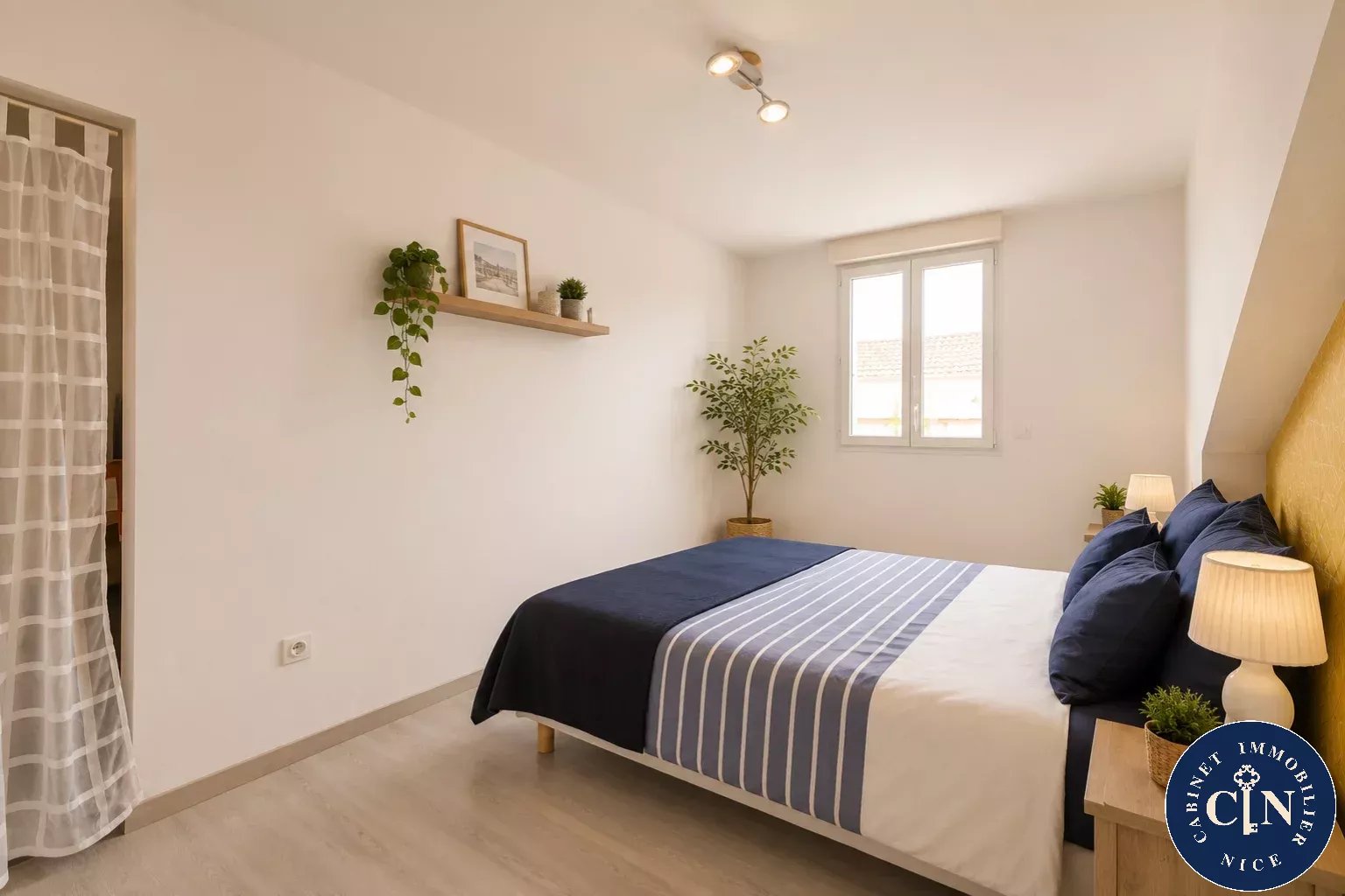 4 pièces 90 m² - Dernier étage vue dégagée - Jean Médecin — photo 8