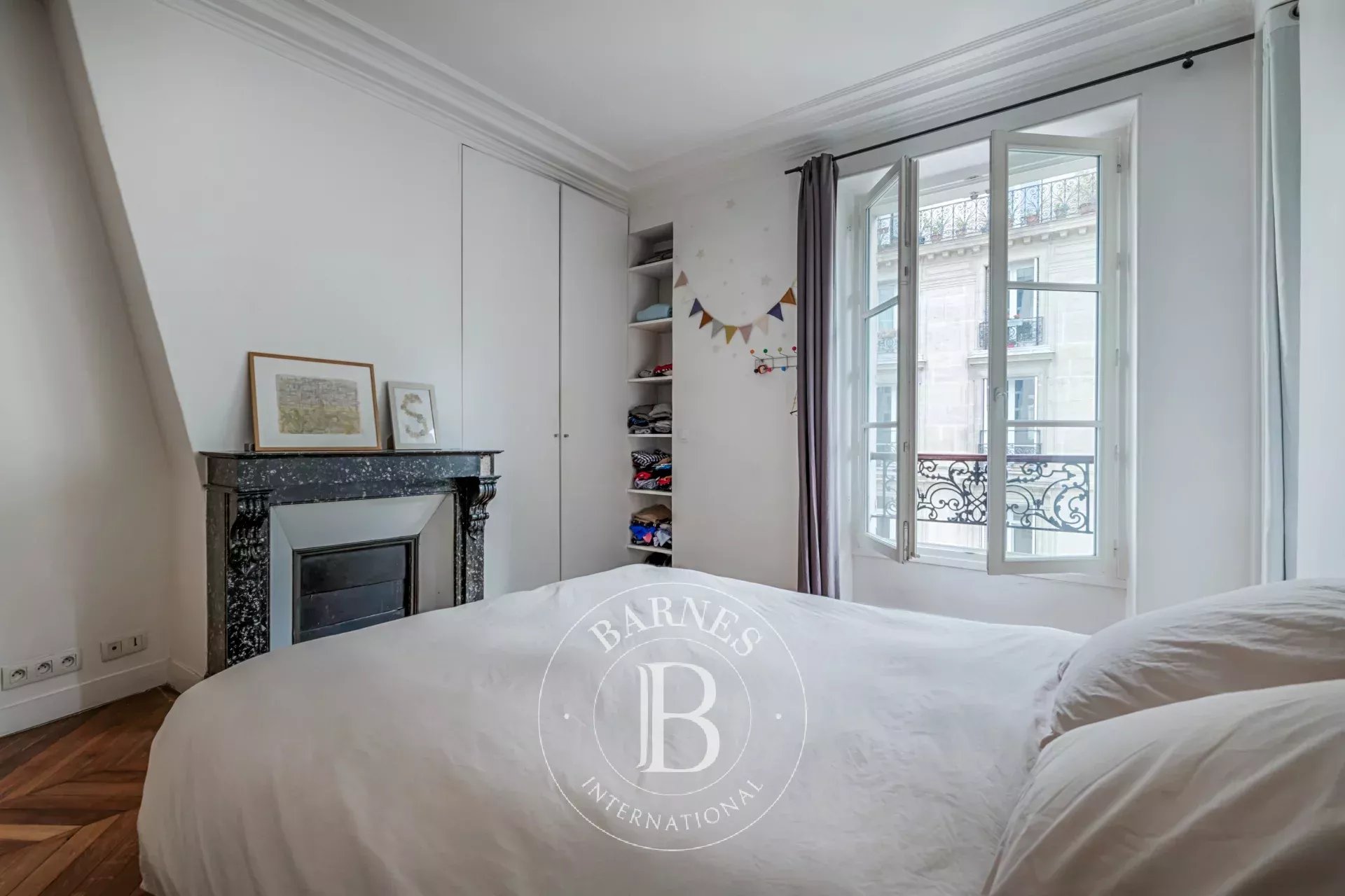 Daire Paris 10ème - picture 4