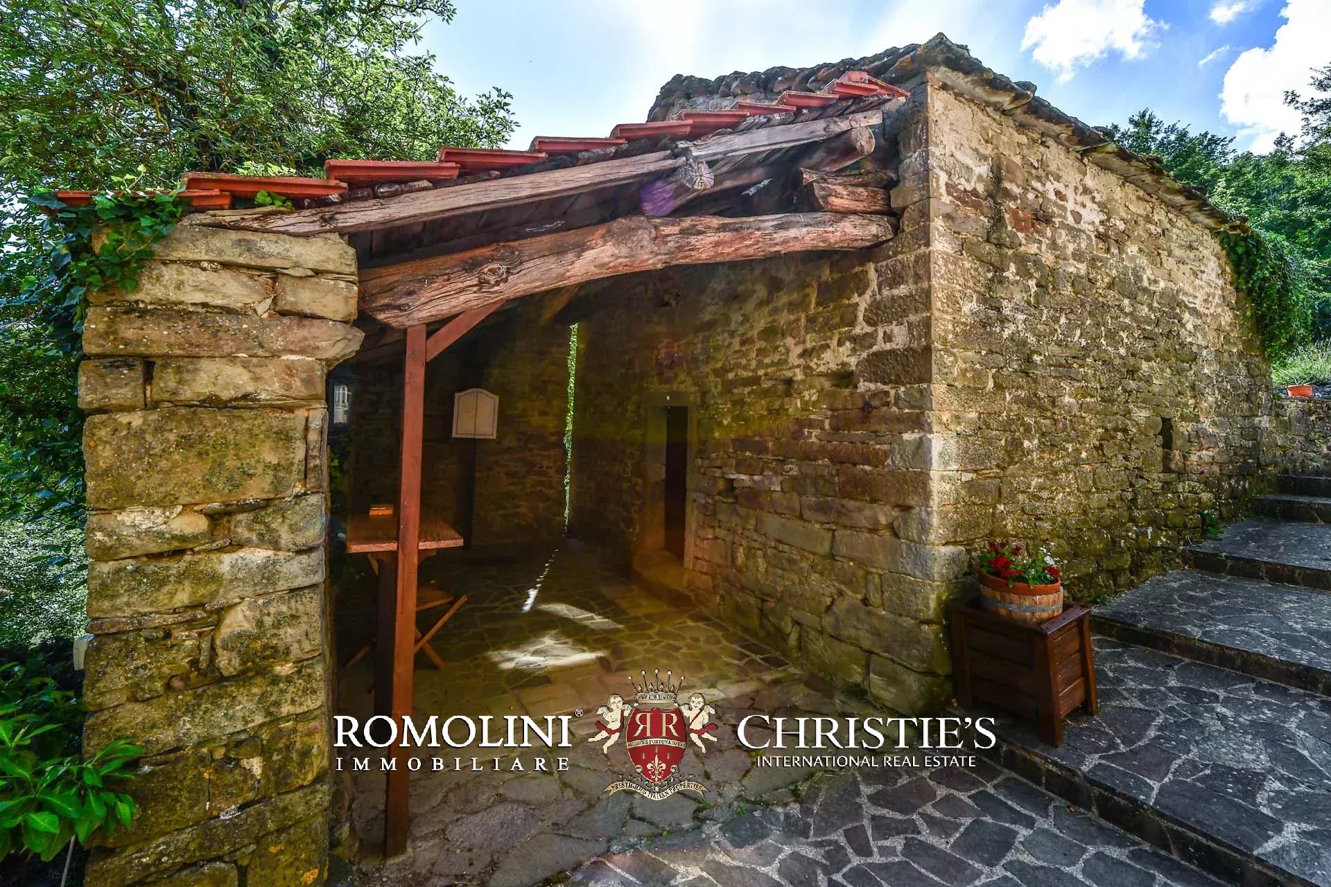 ORGANIC FARM, ESTATE FOR SALE TUSCANY
