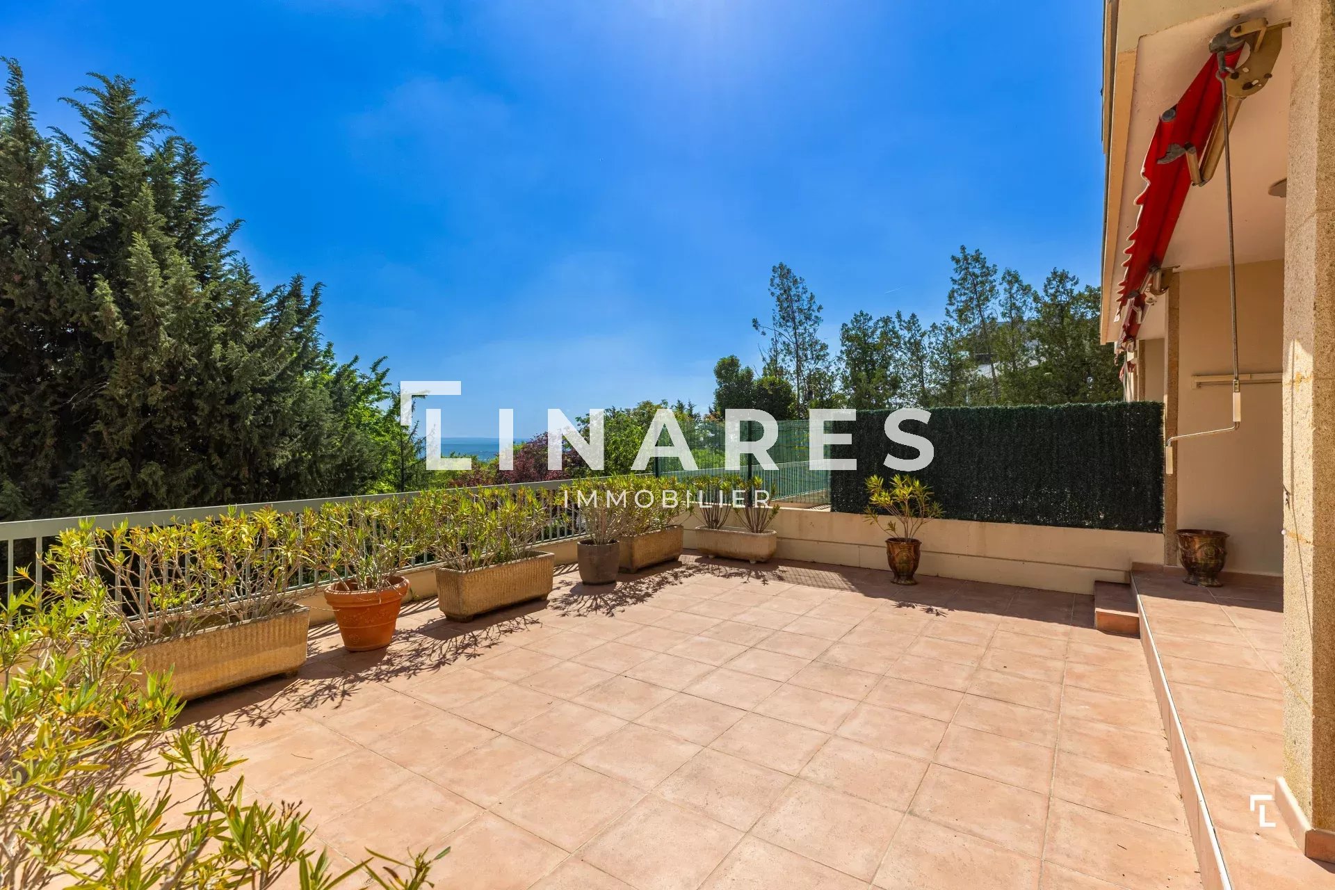 Sale Apartment Aix-en-Provence Vieille ville