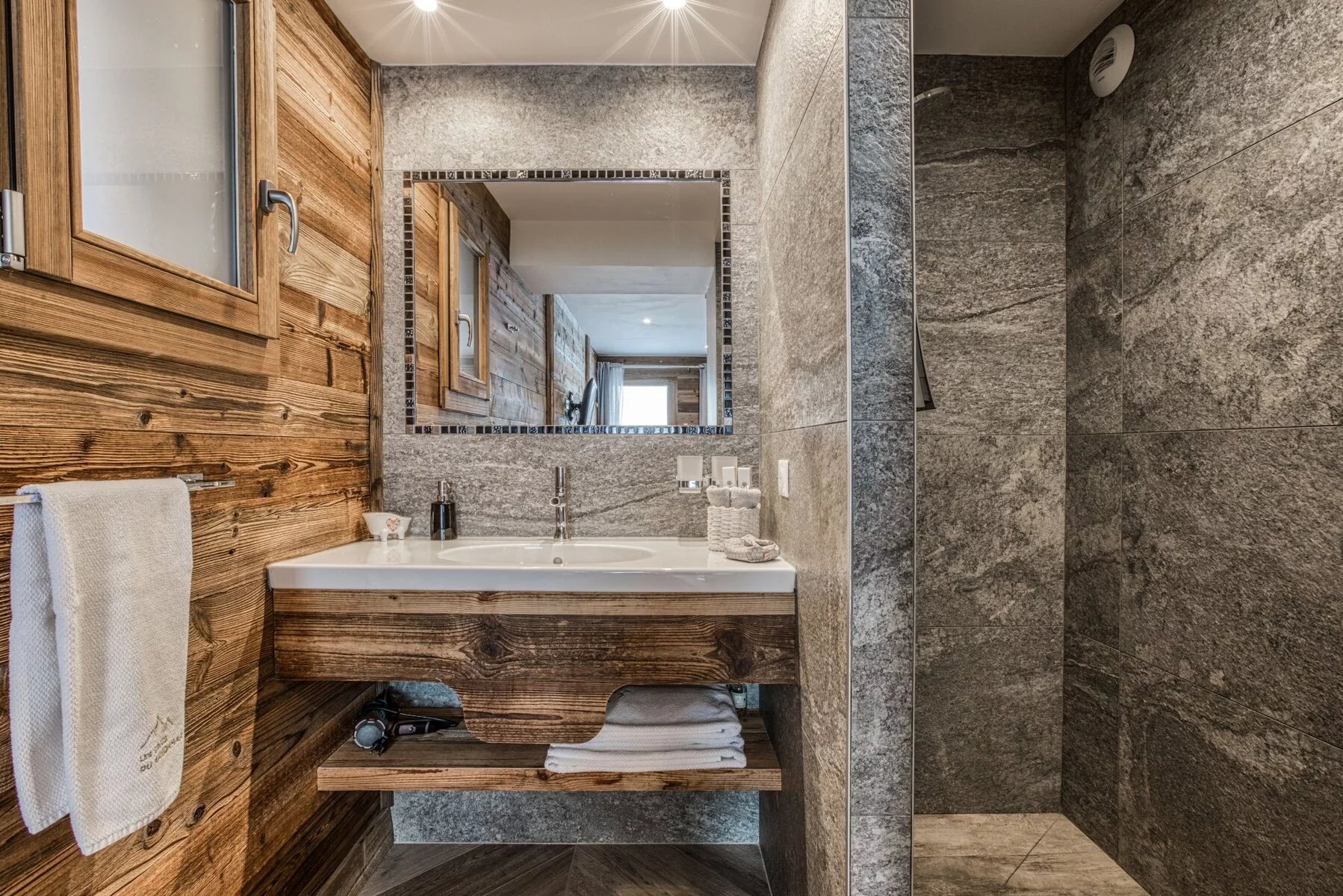 Photo of LES HOUCHES - A wonderful 8-bedroom chalet on the pistes in les Houches, Chamonx Valley