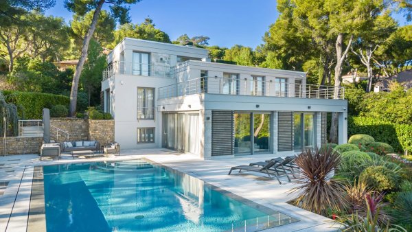 Elegant villa with panoramic sea-views in Saint-Jean-Cap-Ferrat — photo 5
