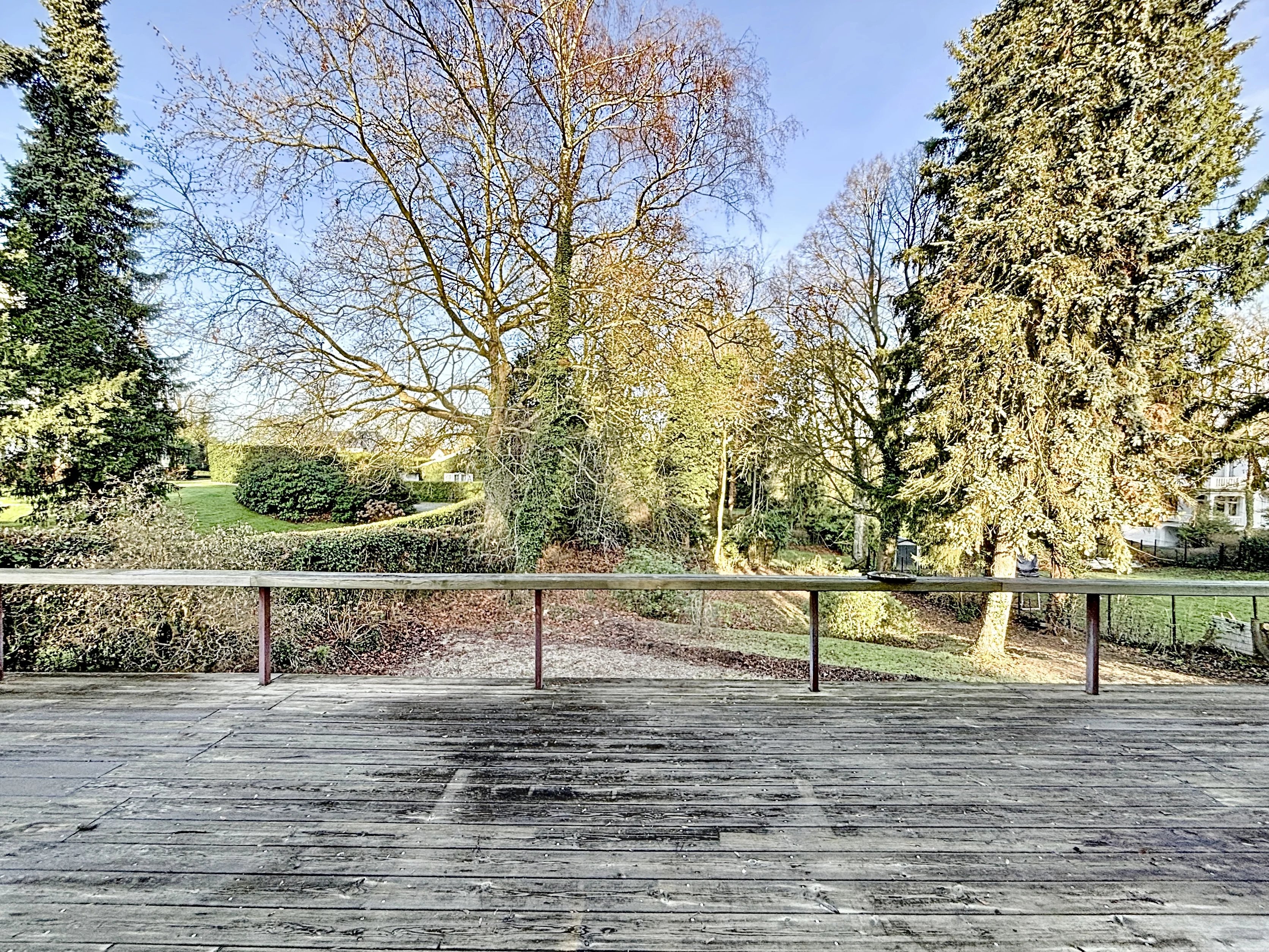 Uccle - Charming house to renovate with garden