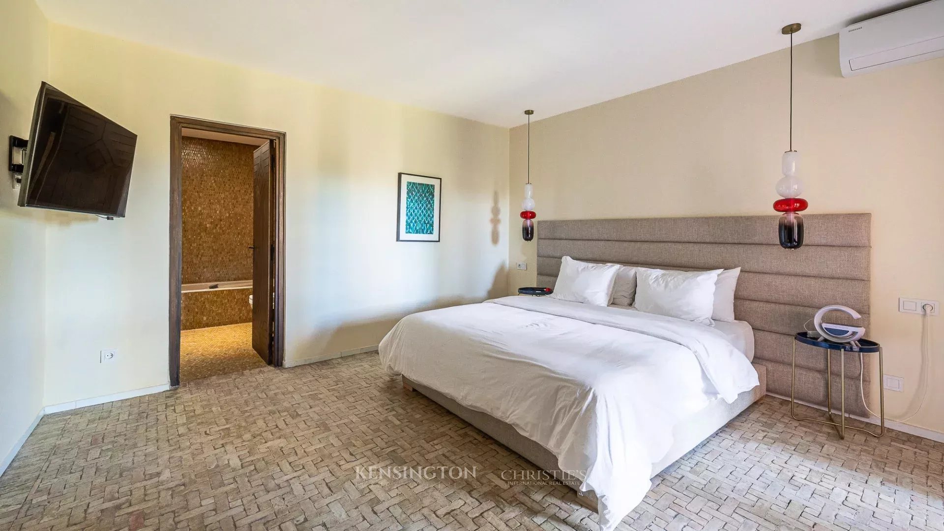 5 Bedroom Villa/Townhouse's Image 29