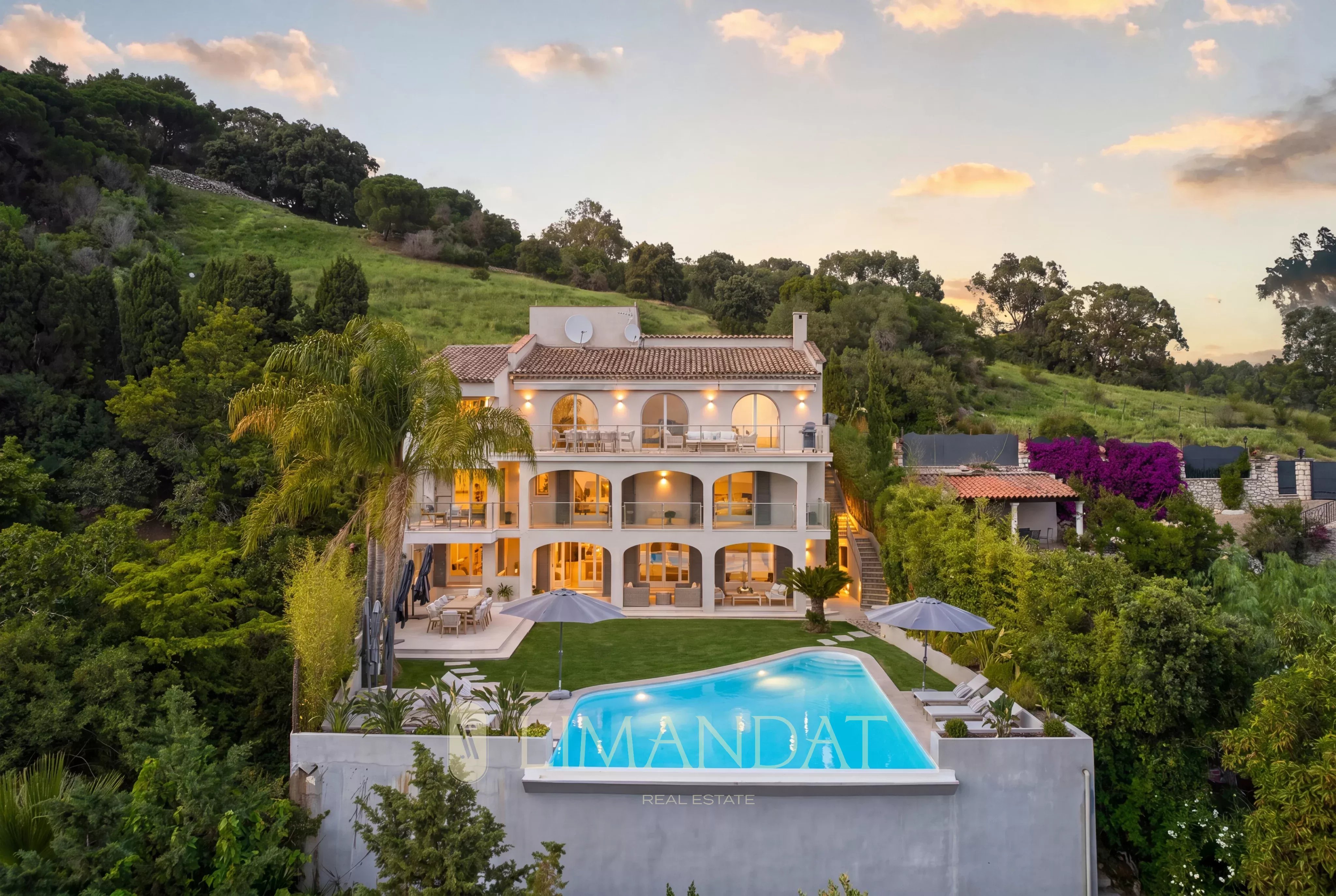 CANNES CALIFORNIE - Modern villa, swimming pool
