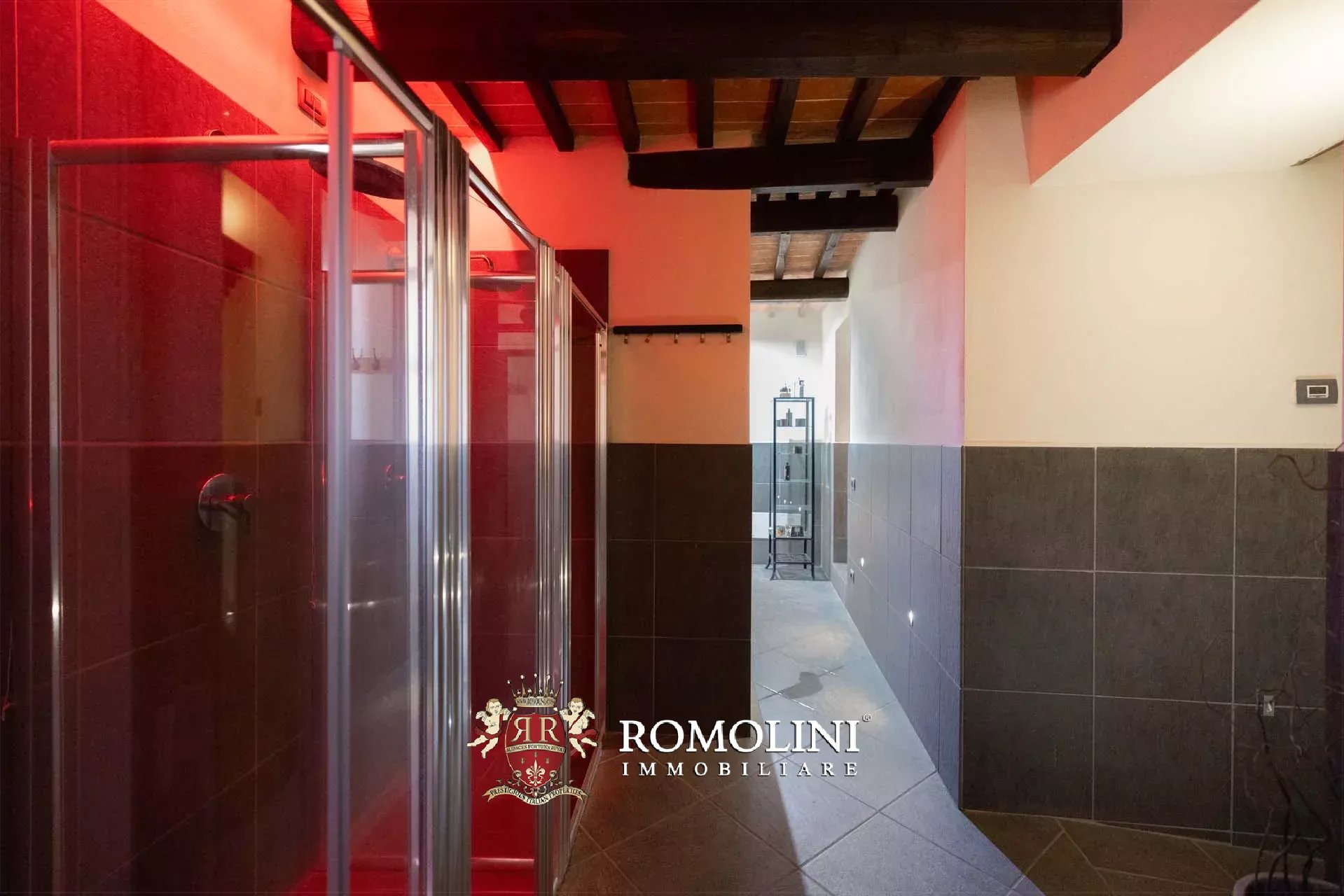 14 Bedroom Villa/Townhouse's Image 38