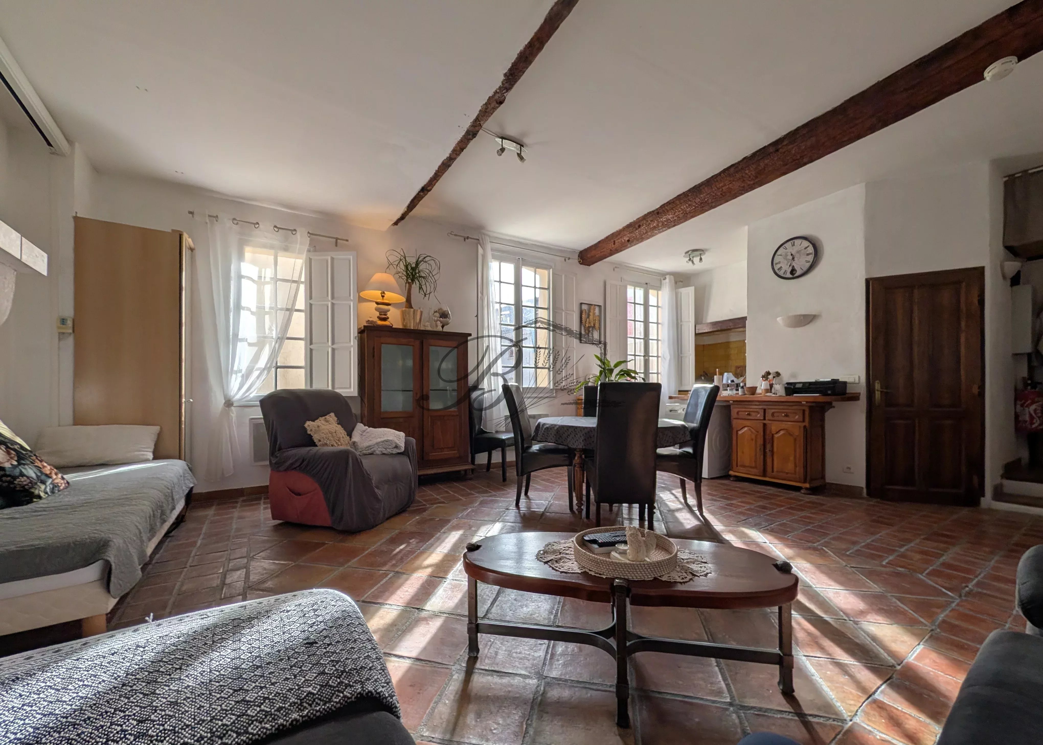 Agence immobilière de 