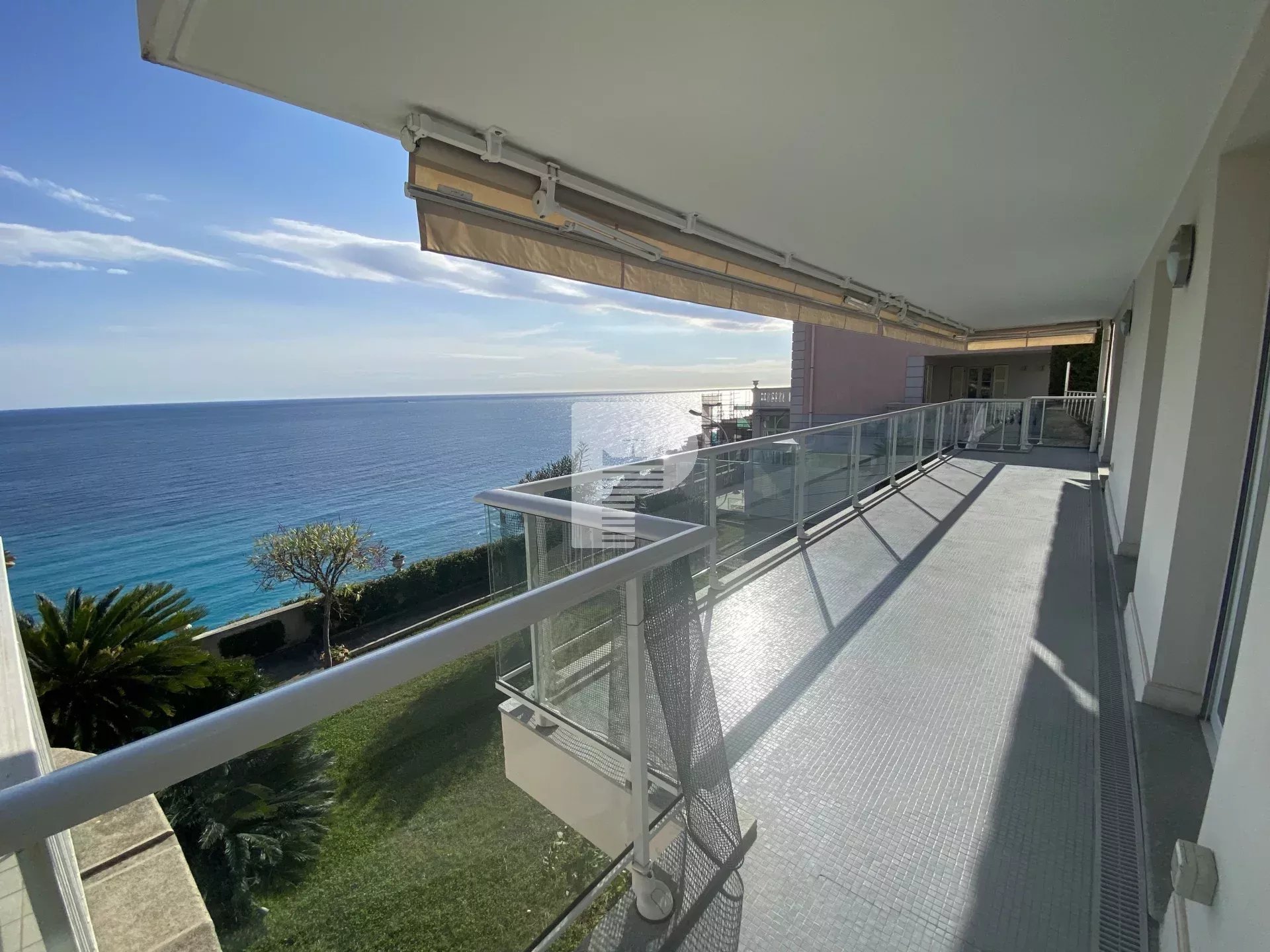 EXCLUSIVITE' - APPARTEMENT VUE PANORAMIQUE - PROCHE MONACO