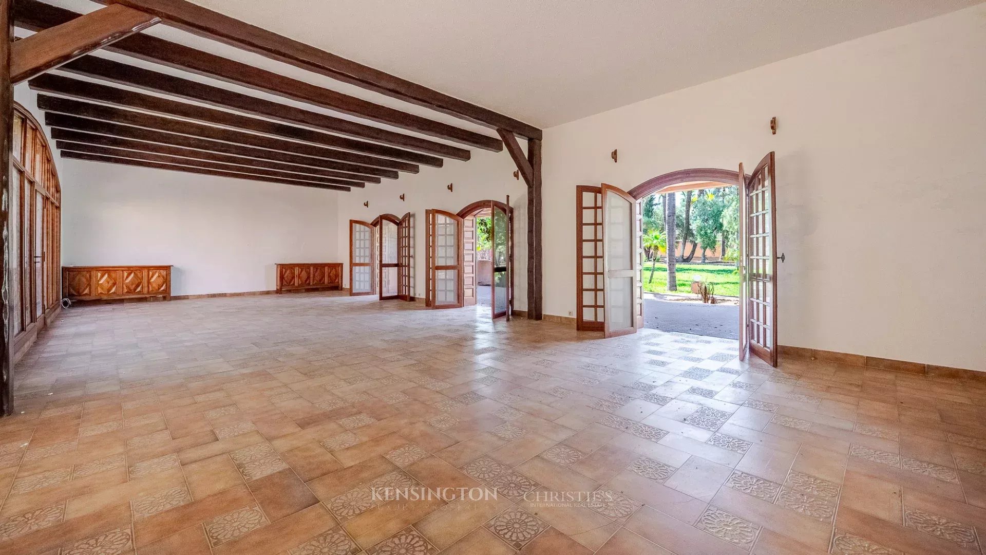 4 Bedroom Villa/Townhouse's Image 10