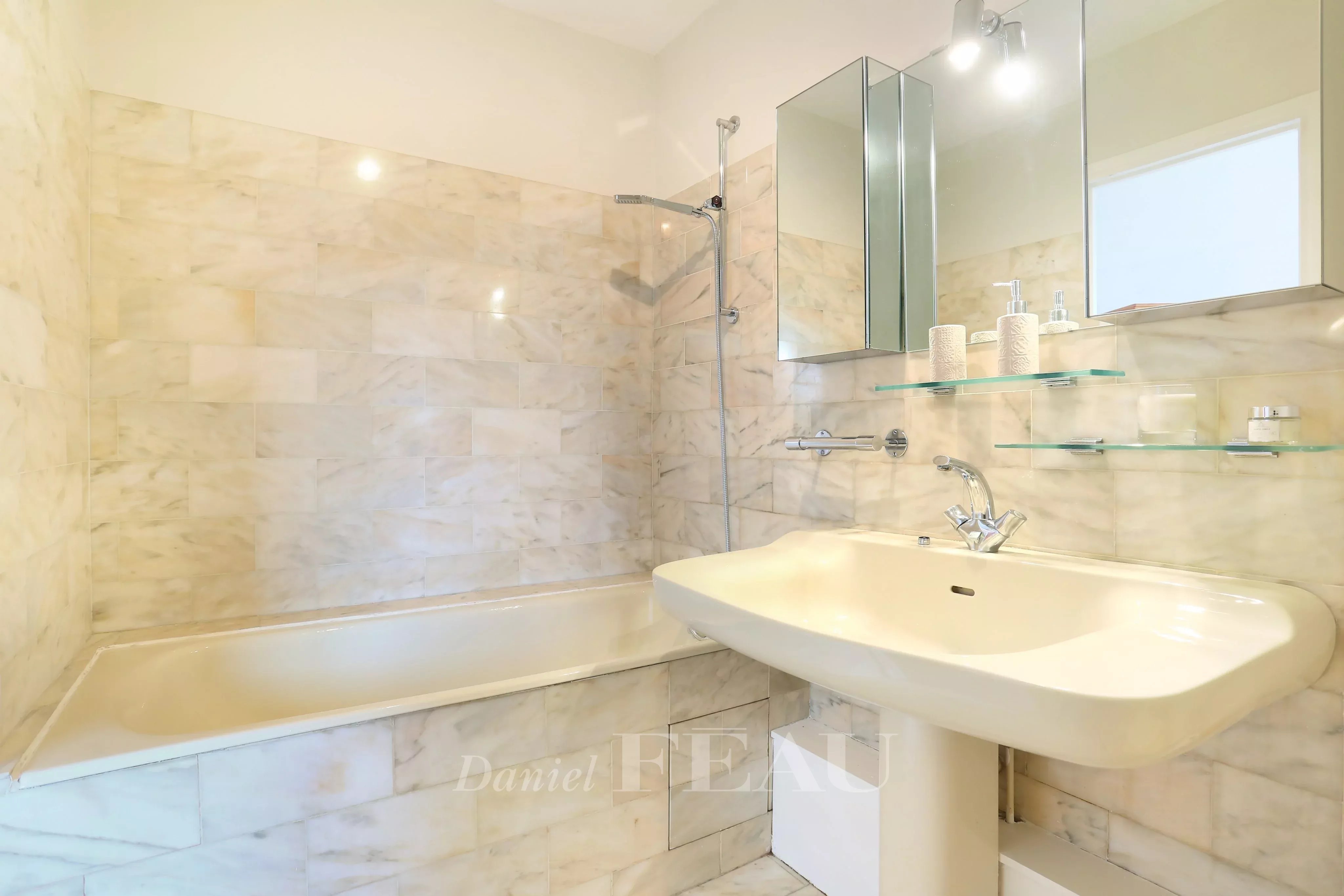 Location Studio Neuilly-sur-Seine