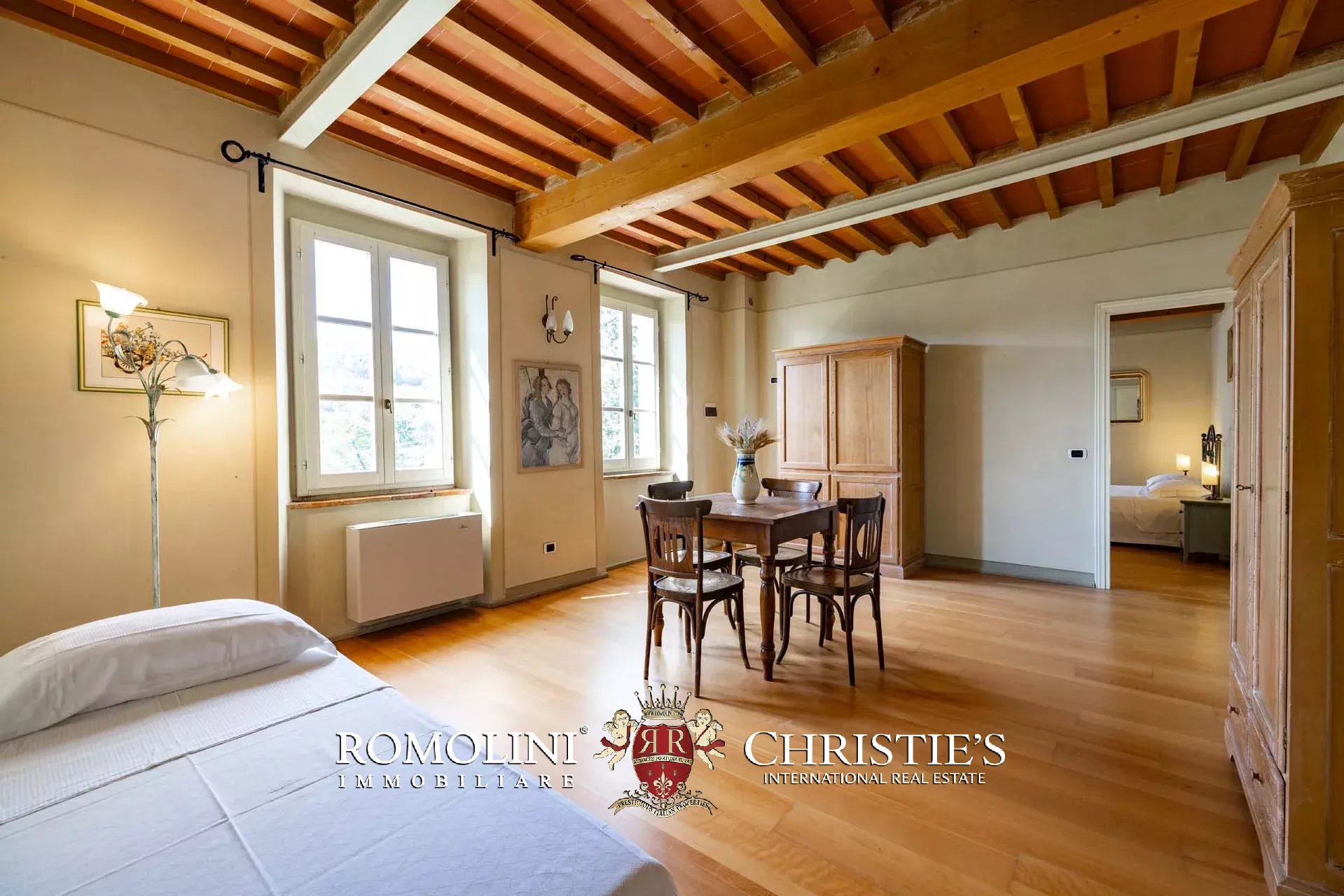 15 Bedroom Villa/Townhouse's Image 67