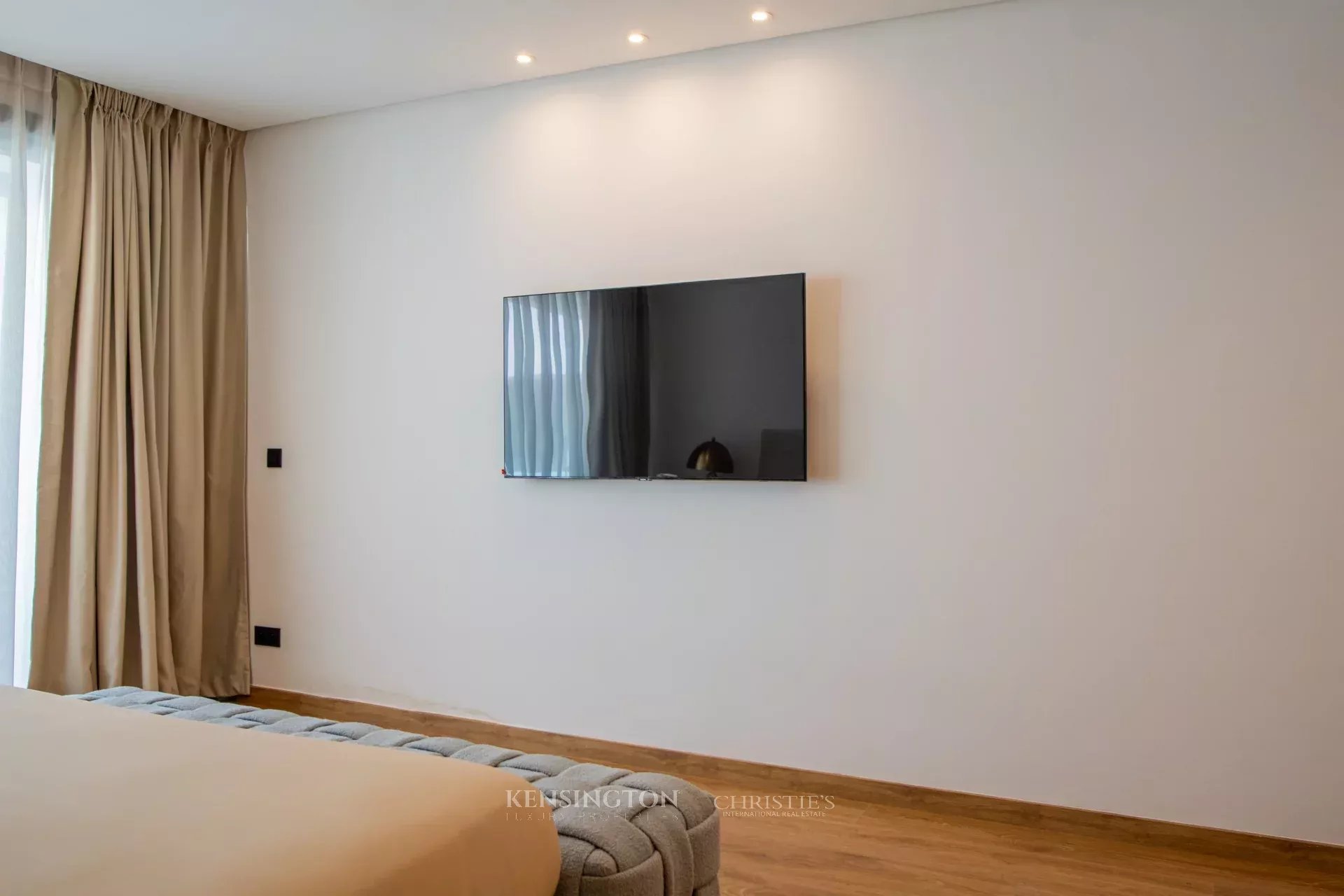4 Bedroom Apartment/Flat's Image 16