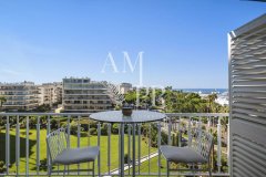 Cannes Croisette - Apartment 4 rooms - Sea view — photo 3 of 7