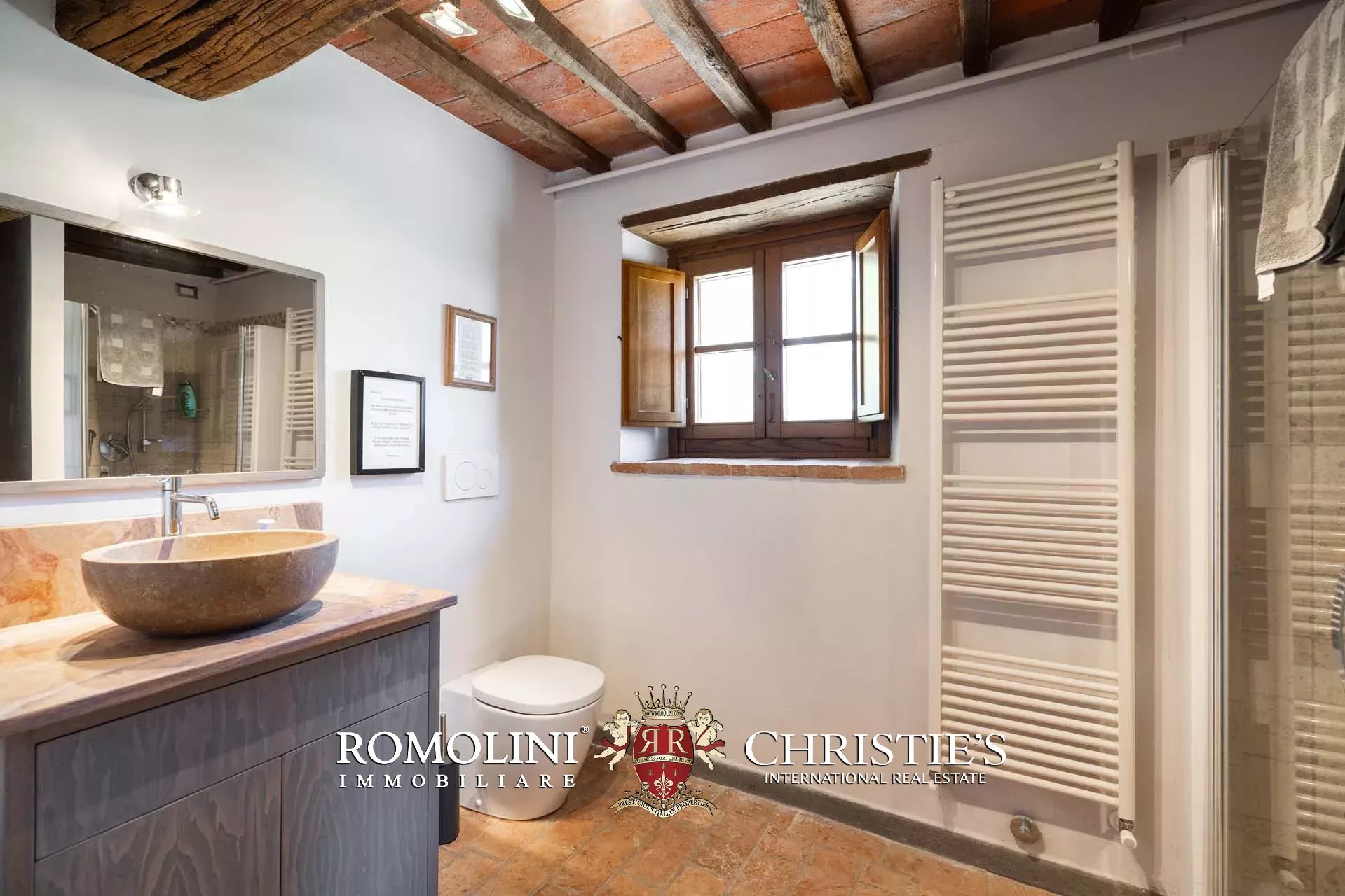 9 Bedroom Villa/Townhouse's Image 76