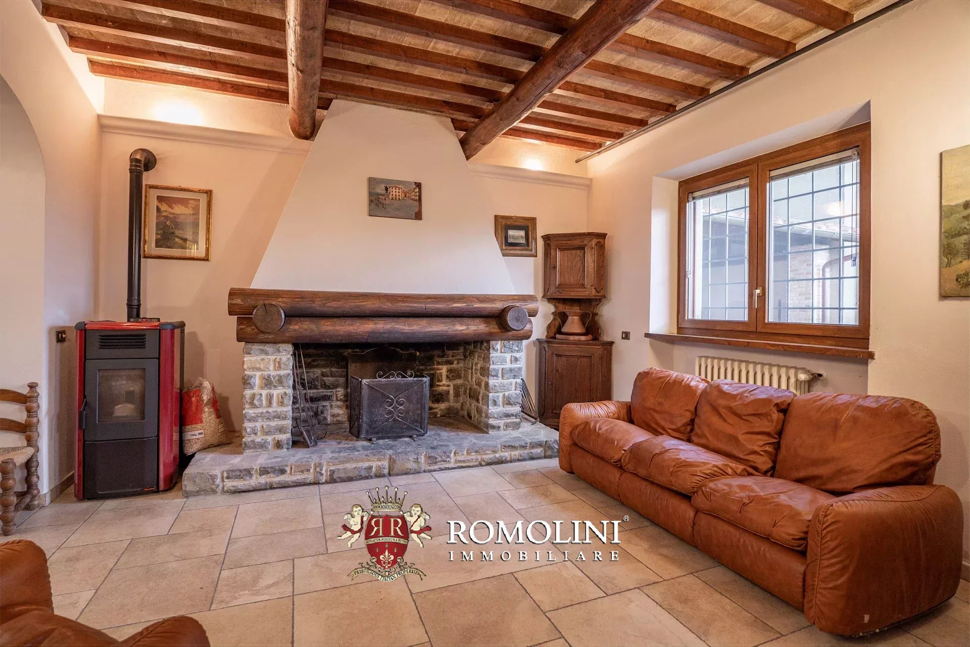 3 Bedroom Villa/Townhouse's Image 38