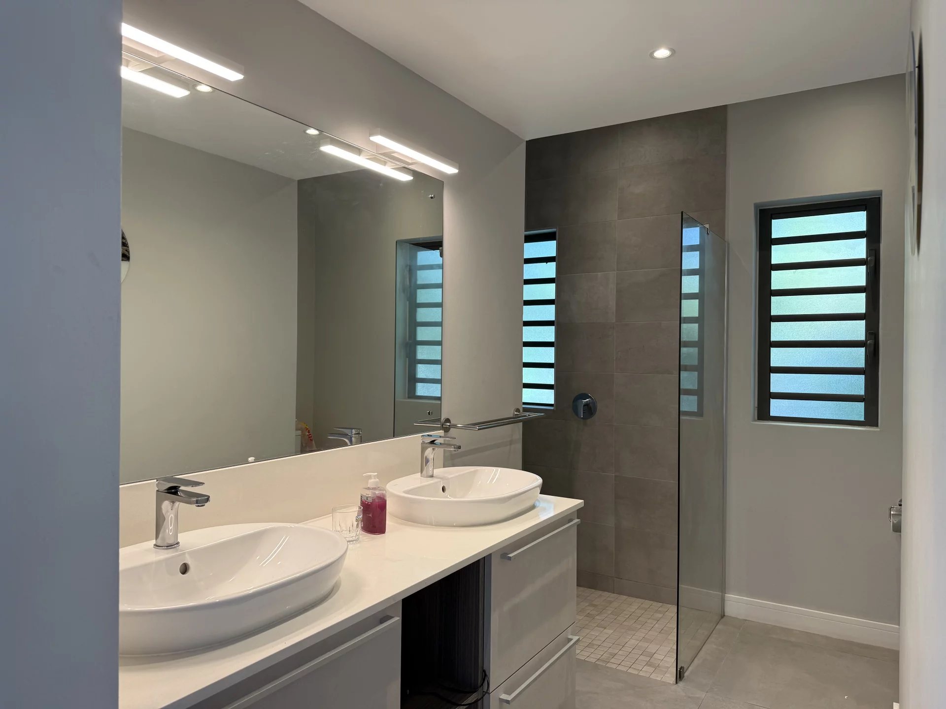 Daire Rivière Noire - picture 9