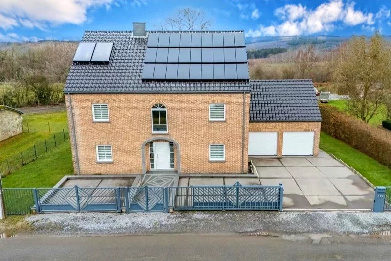 Sale House Ferrières