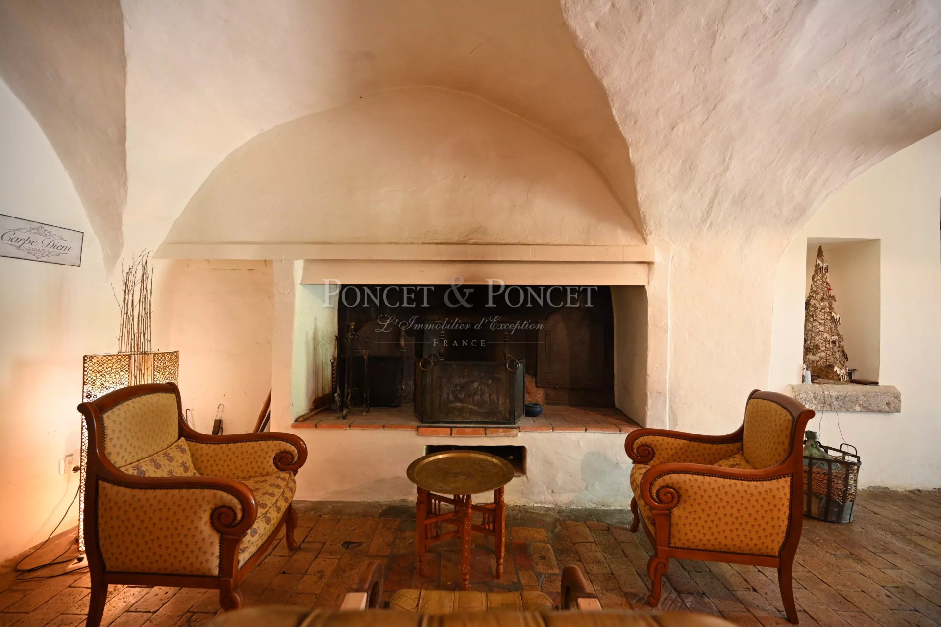 12 Bedroom Villa/Townhouse's Image 26