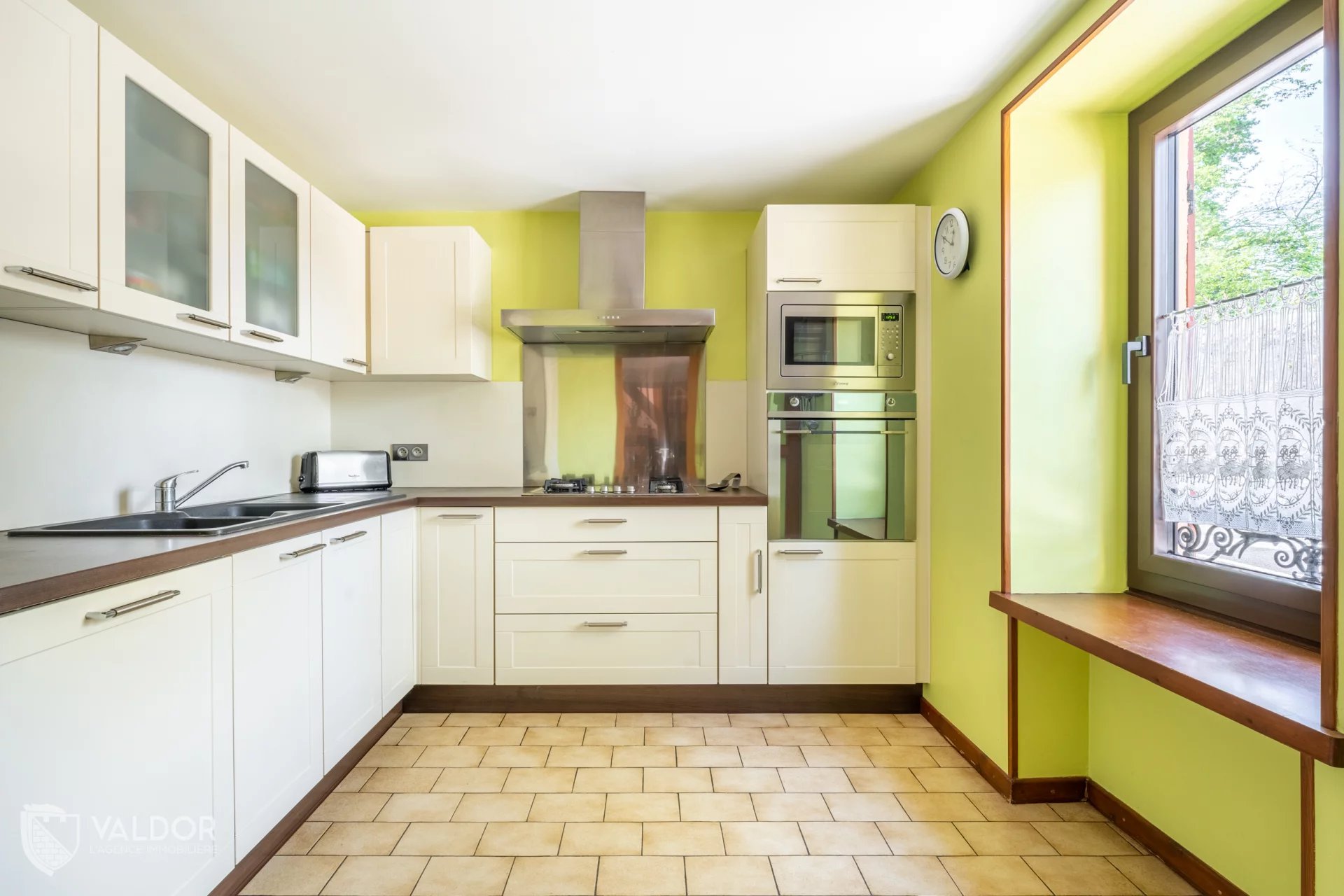Maison de 167 m² en plein centre de Chasselay