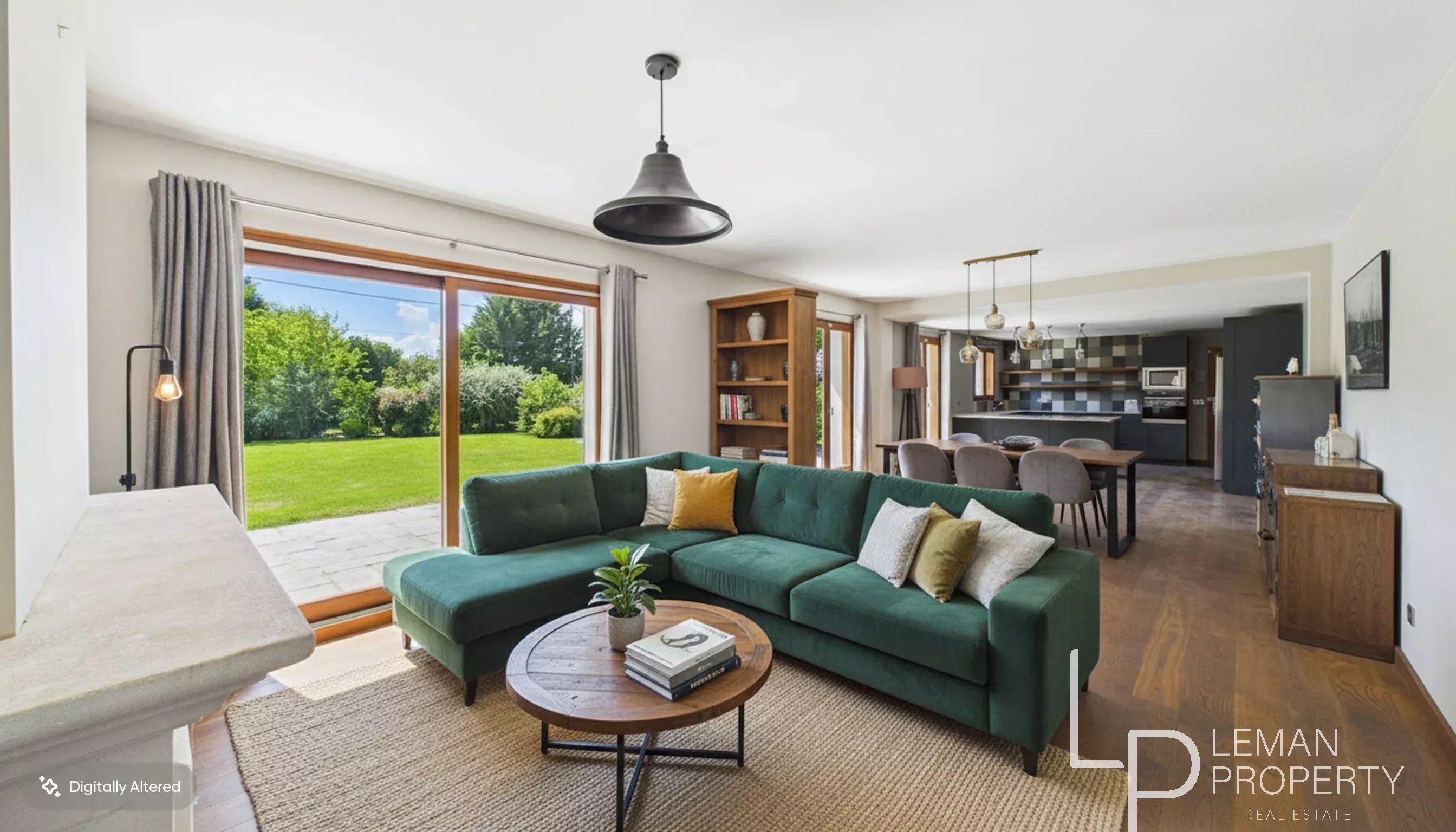 maison de 215 m2 comprenant 7 pièces