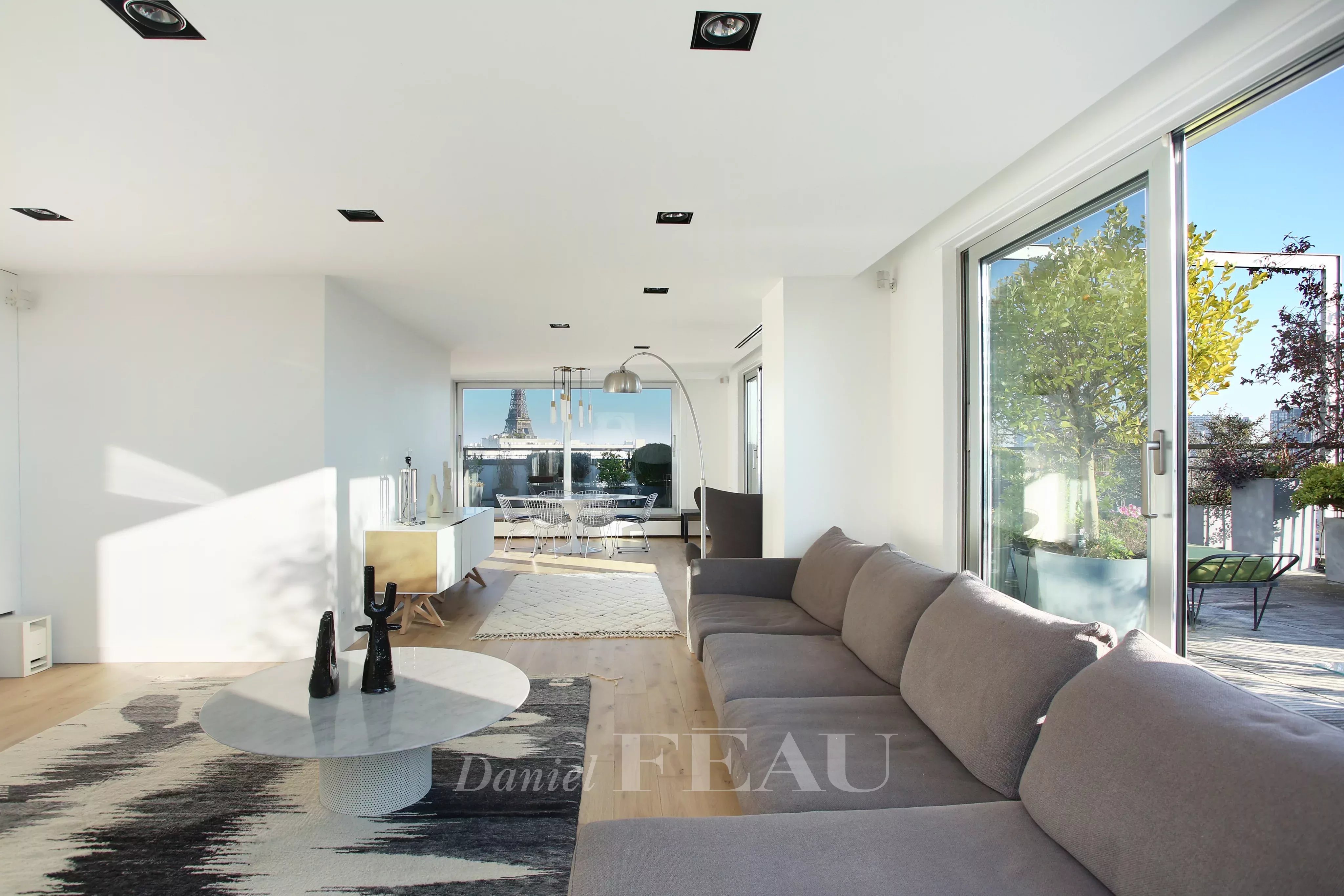 Rental Apartment Paris 16th