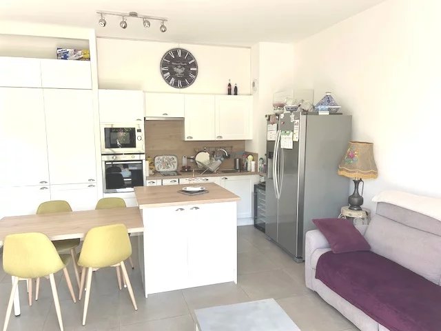 APPARTEMENT TERRASSE 3 PIECES 2 CHAMBRES
