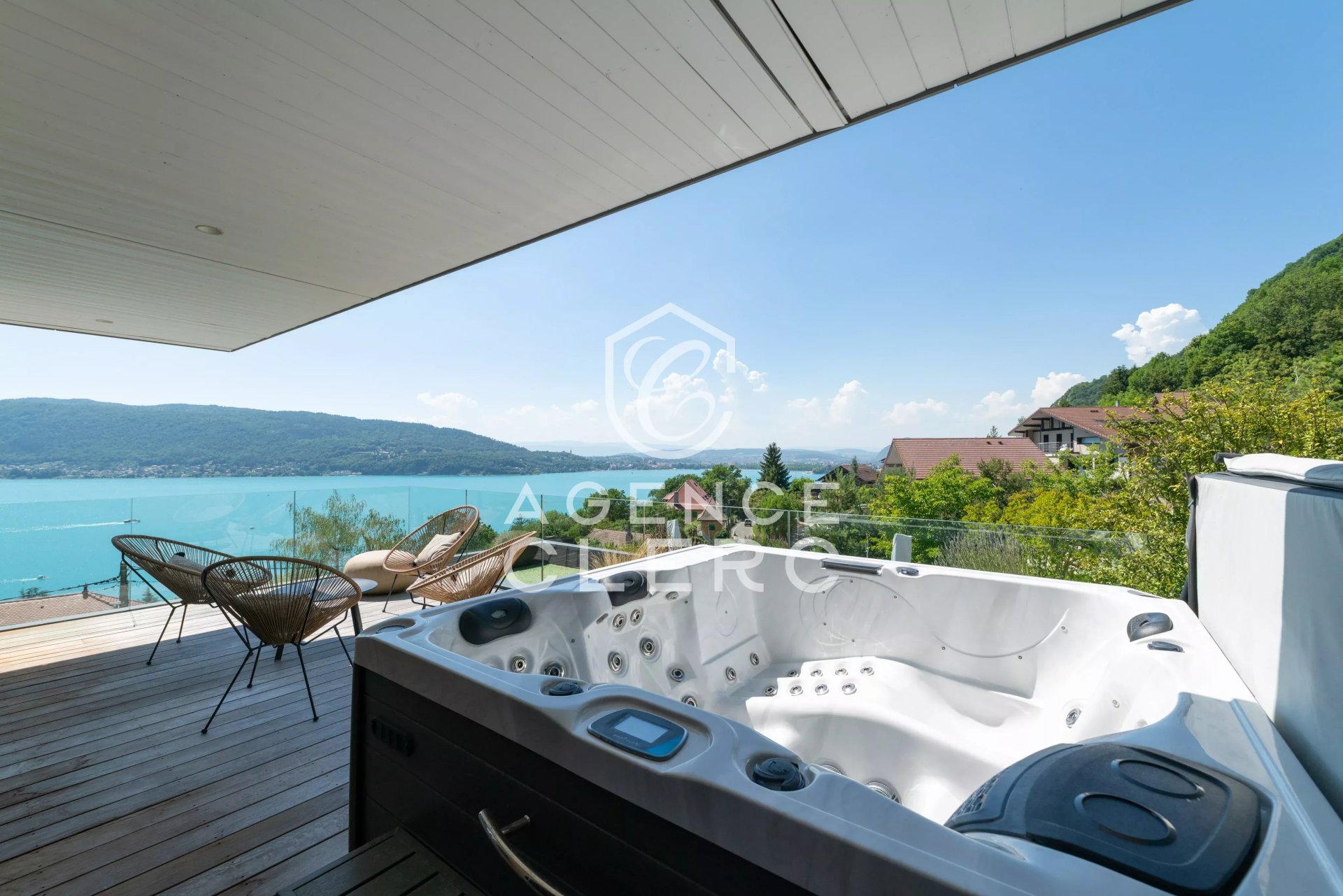 4 Bedroom Villa/Townhouse's Image 4