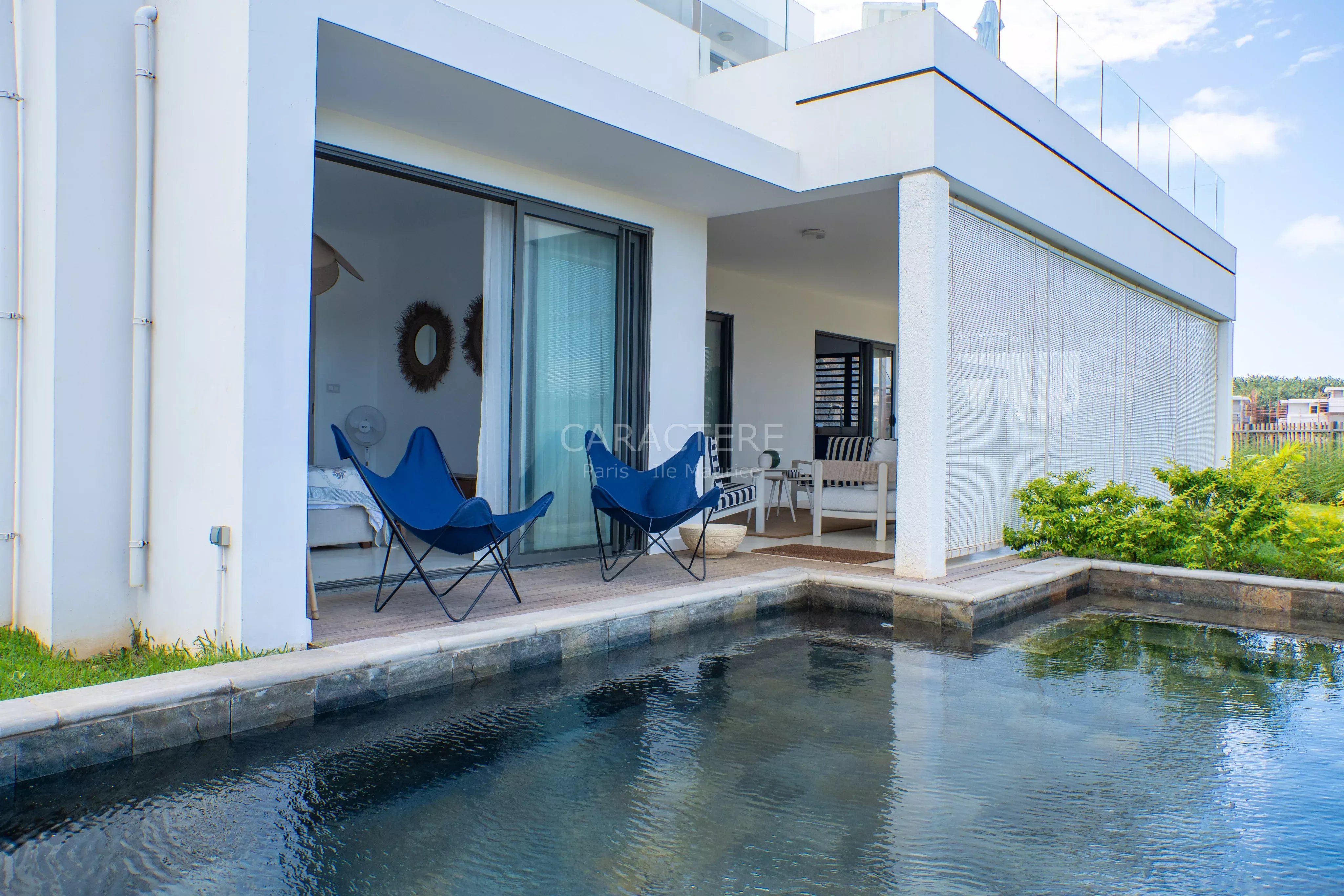 Villa contemporaine meublée à Azuri