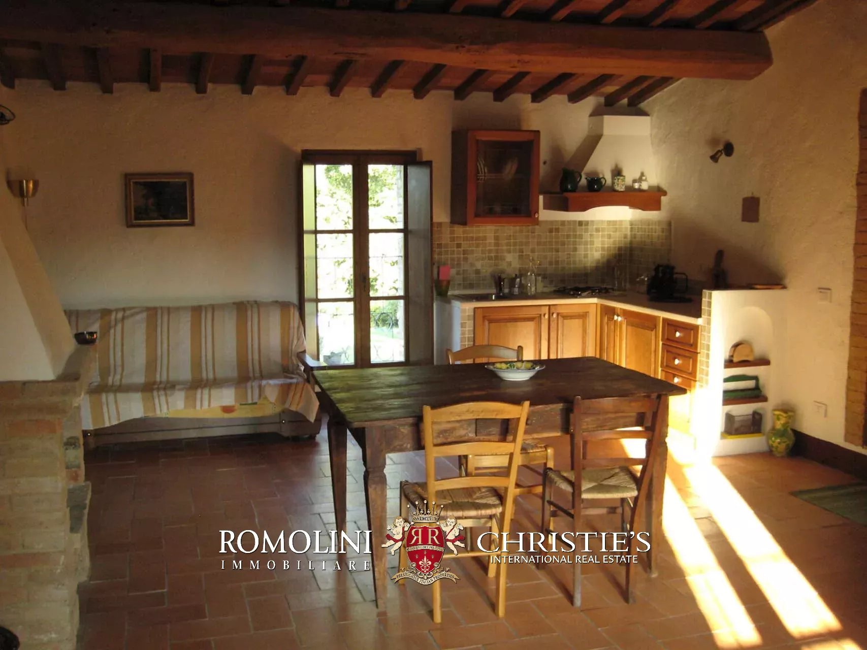 8 Bedroom Villa/Townhouse's Image 26