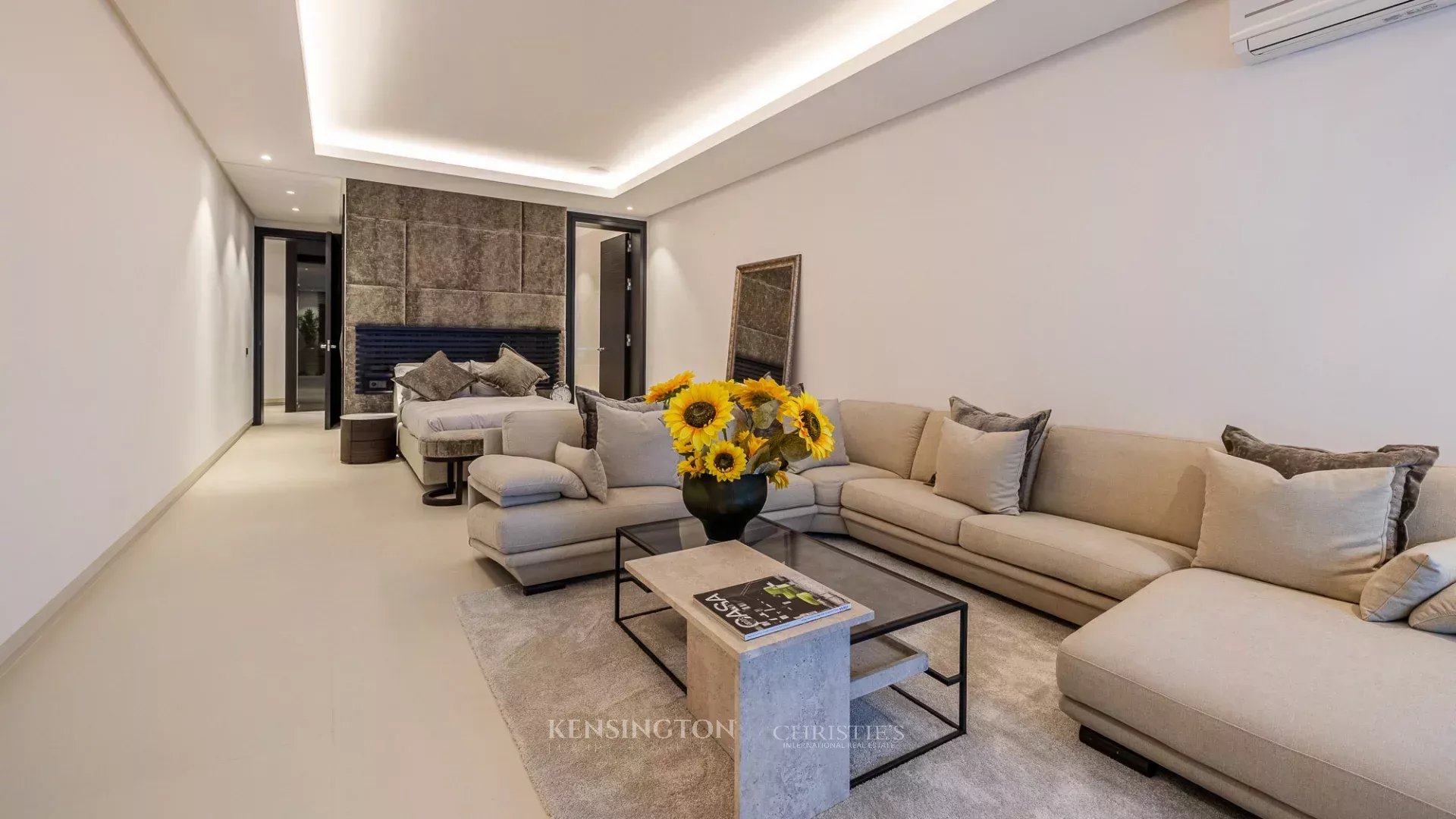 4 Bedroom Villa/Townhouse's Image 66