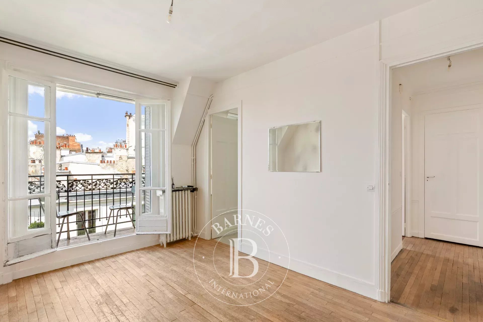 Apartment Paris 75018  -  ref 86999758 (picture 3)