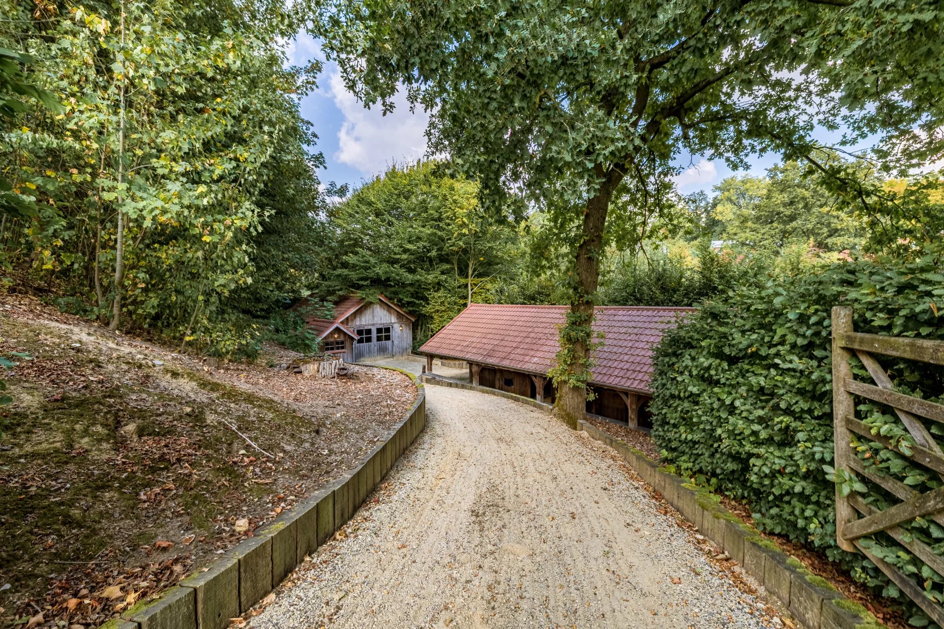 Propriété équestre dexception à la lisière de la Hulpe et dOhain