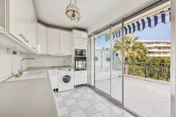 Top floor with terrace and panoramic sea view — photo 6