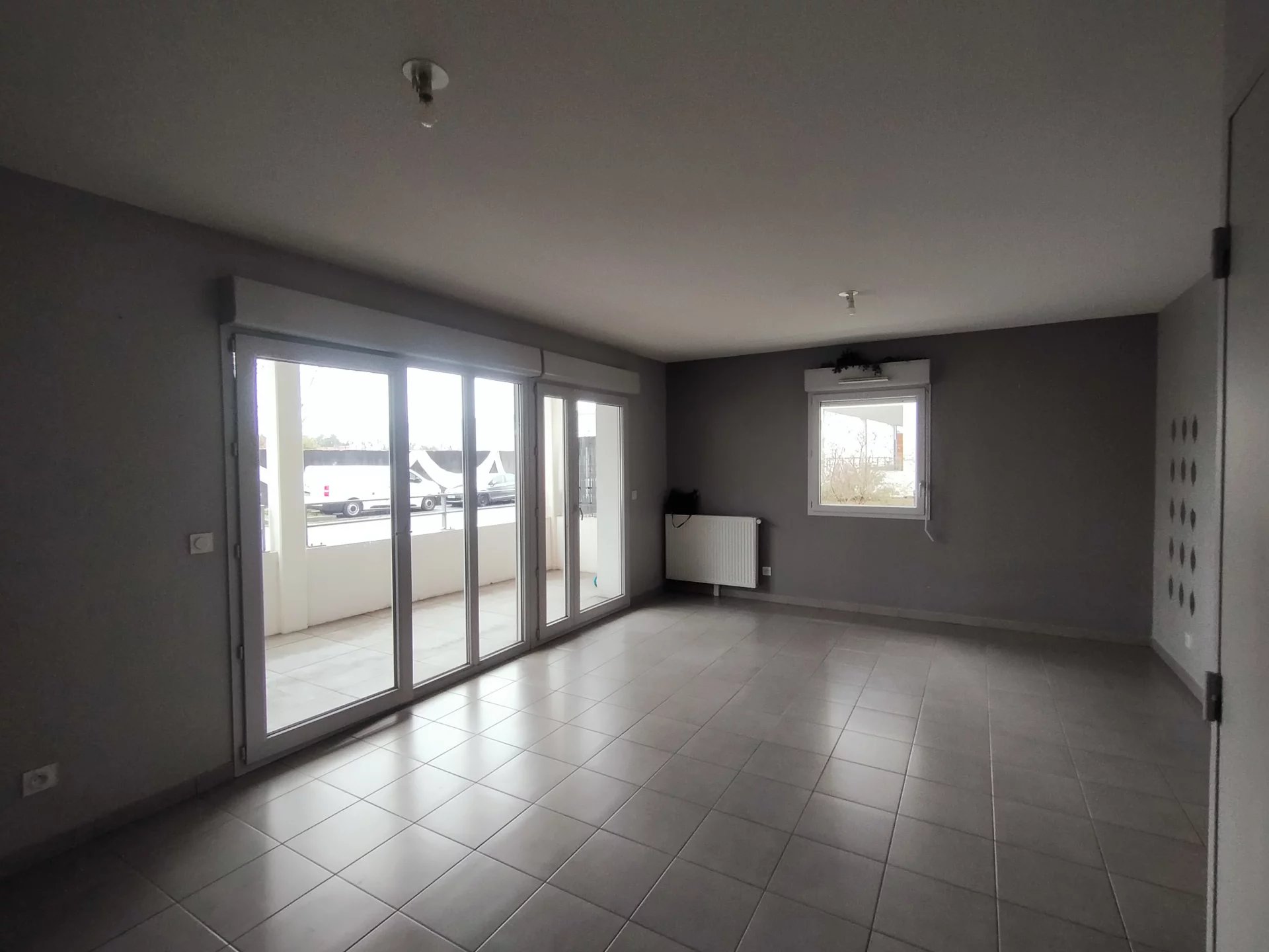 480837 Location Villeurbanne