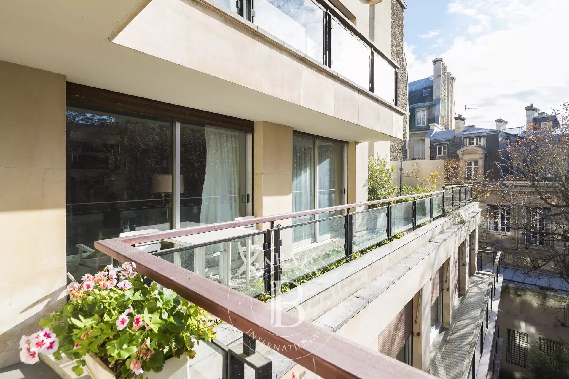 Daire Paris 16ème - picture 12