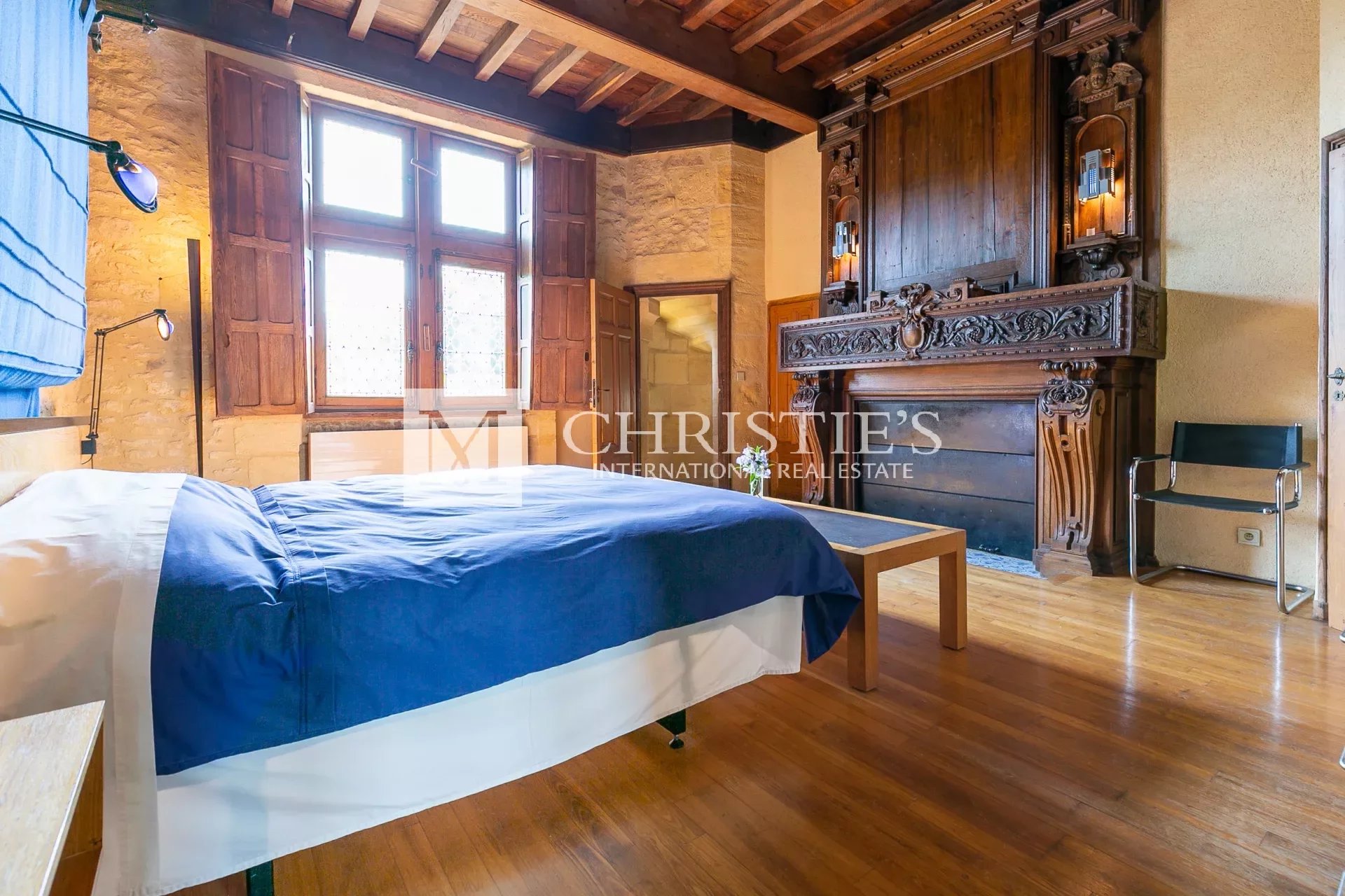 9 Bedroom Chateau's Image 12