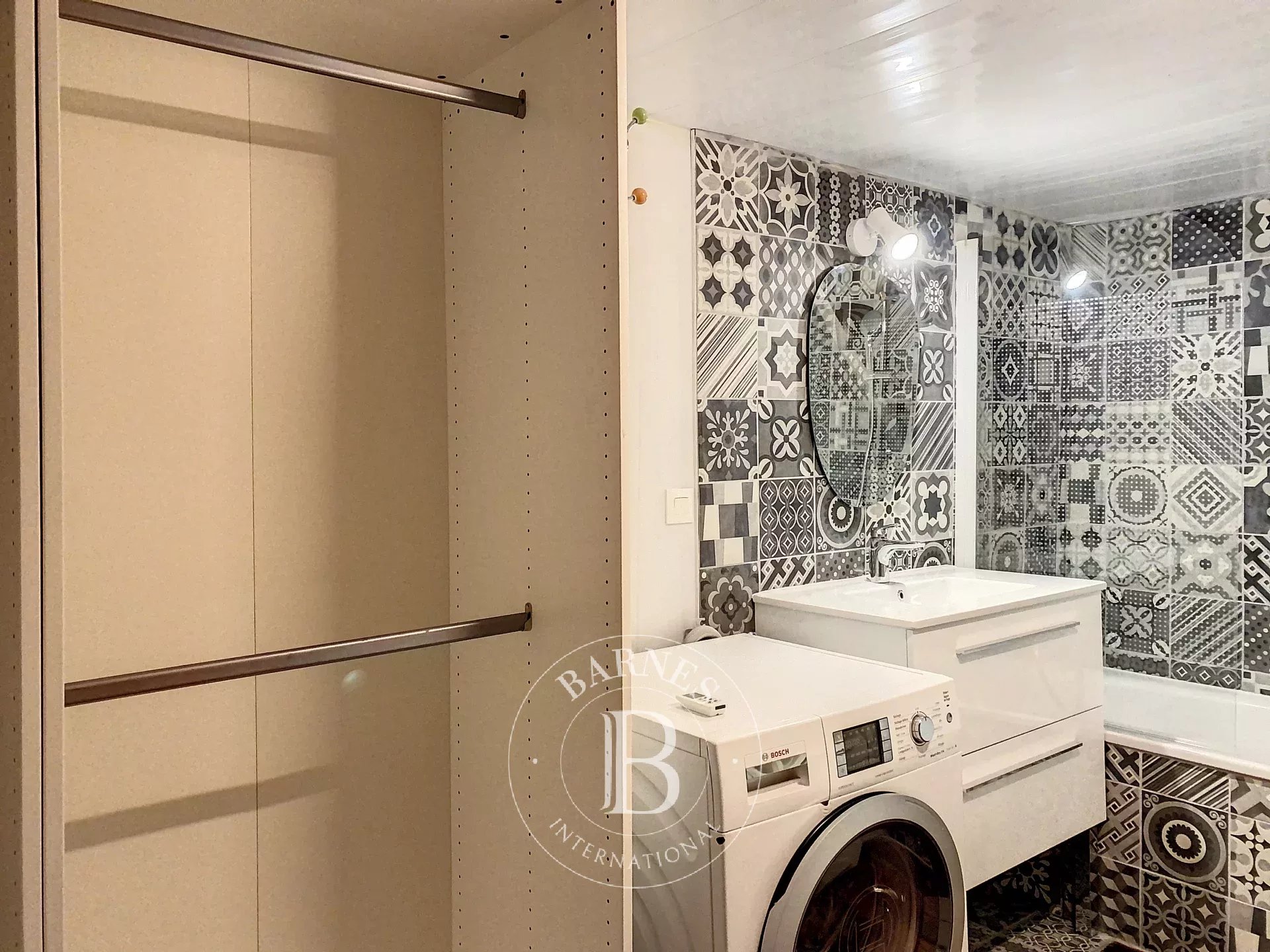 Daire Paris 18ème - picture 8