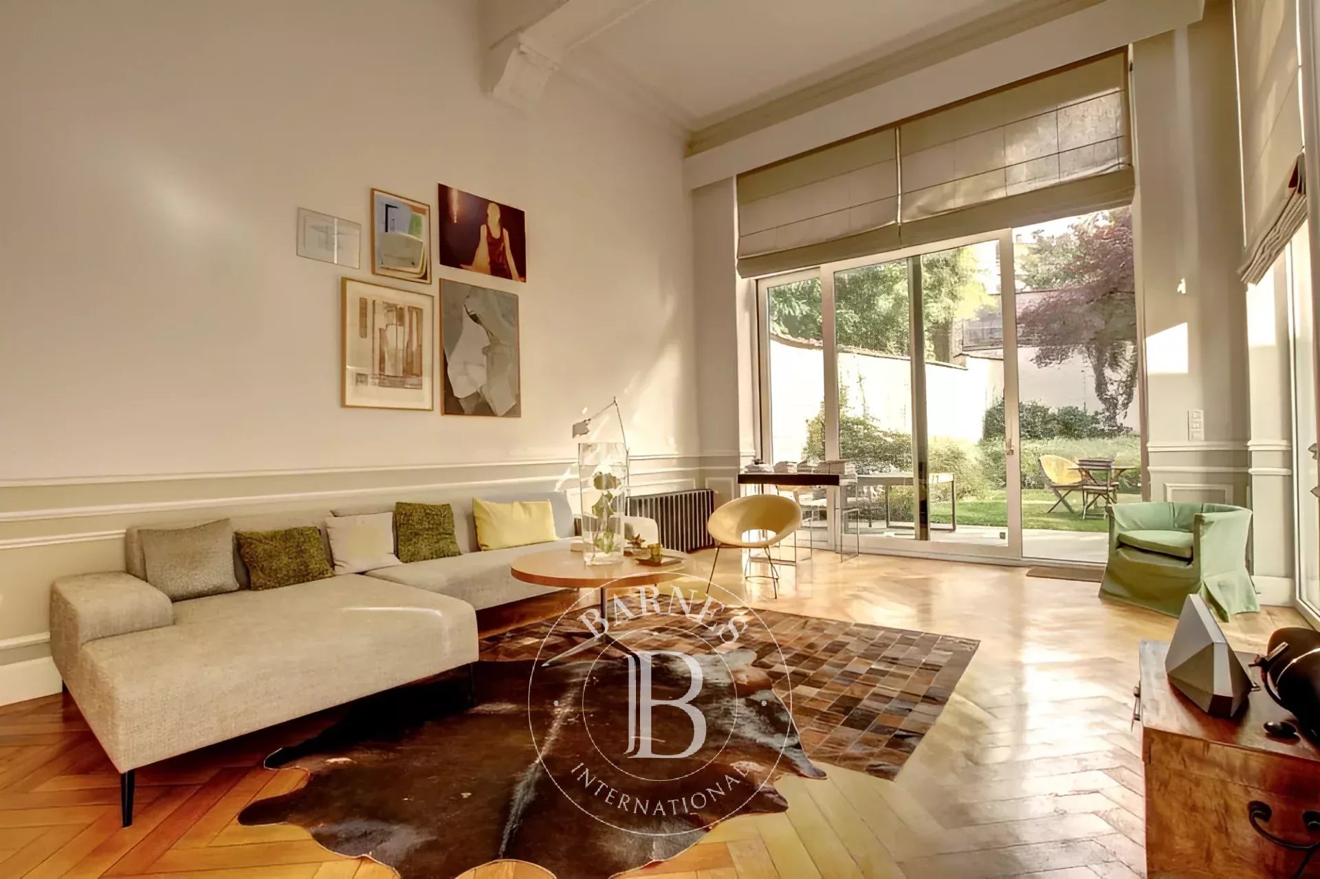 Ixelles - Lesbroussart -  Luxury apartment, 4 bedrooms with large garden