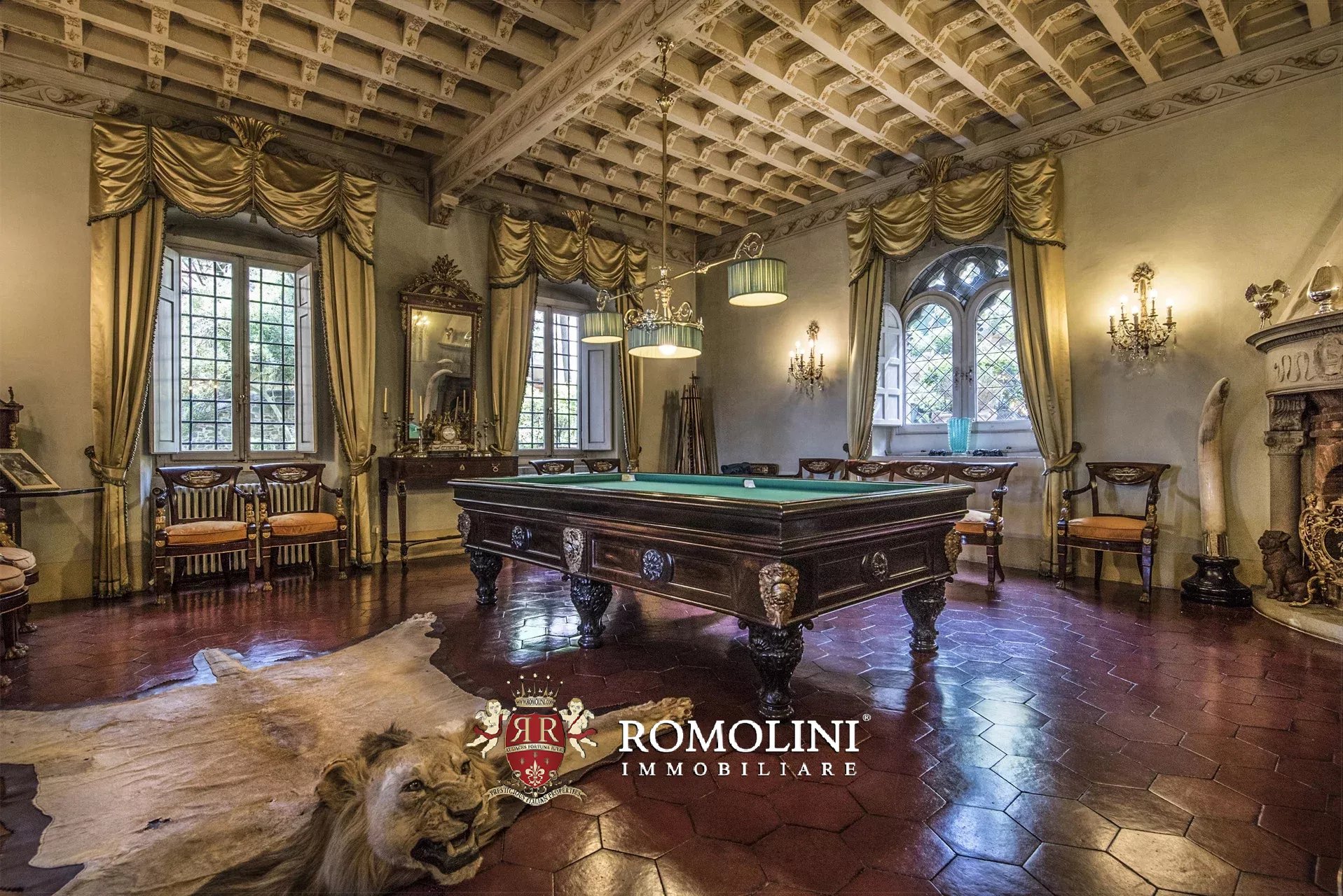 8 Bedroom Villa/Townhouse's Image 21